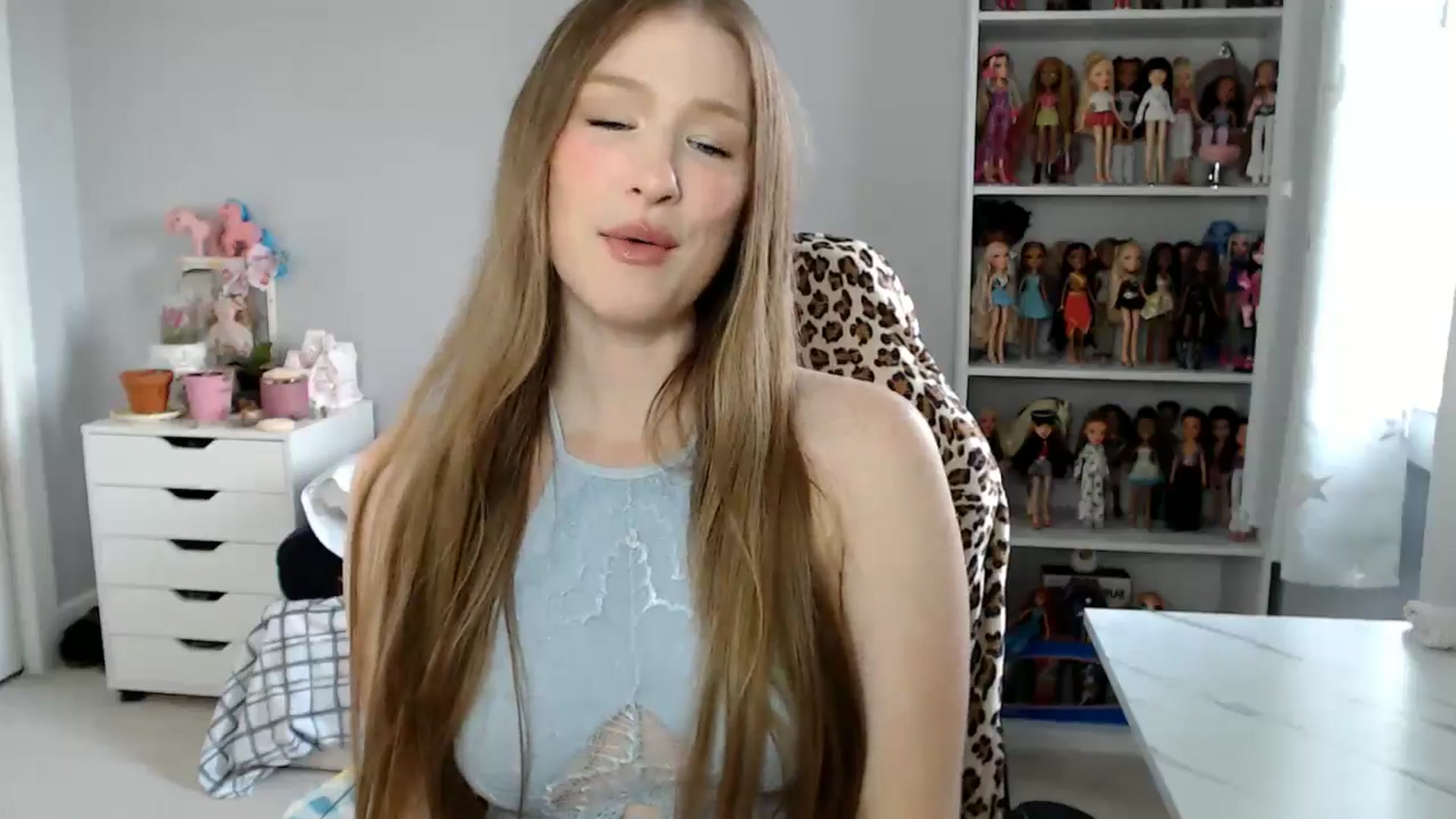 Gallery image thumbnail from GemmaMinx's myfreecams stream on, 08/13/2024, 21:42 image 18 of 20