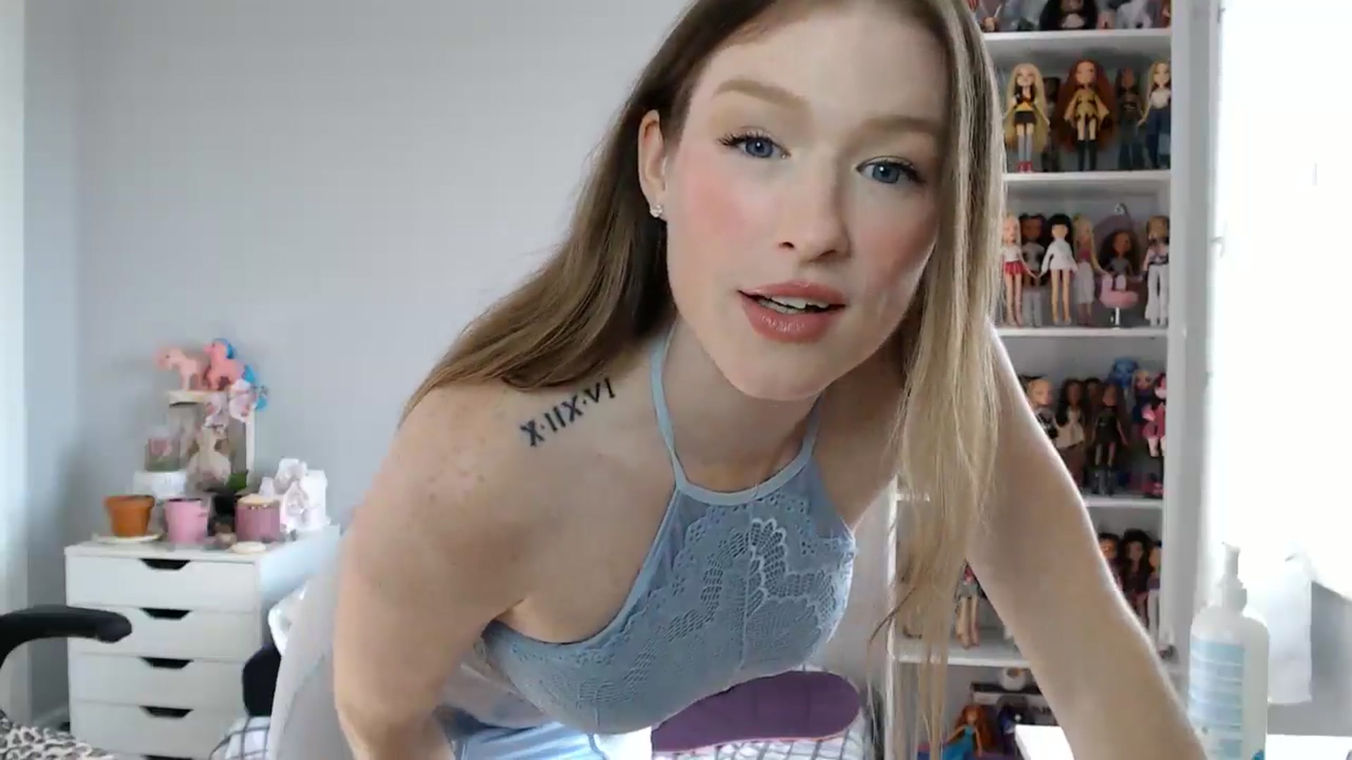 Gallery image thumbnail from GemmaMinx's myfreecams stream on, 08/13/2024, 21:42 image 9 of 20