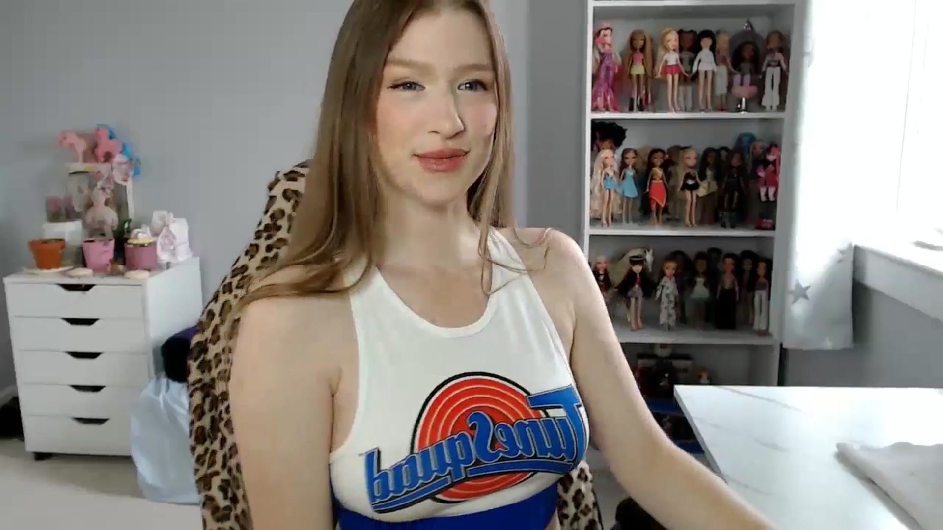 Gallery image thumbnail from GemmaMinx's myfreecams stream on, 08/30/2024, 18:33 image 2 of 20