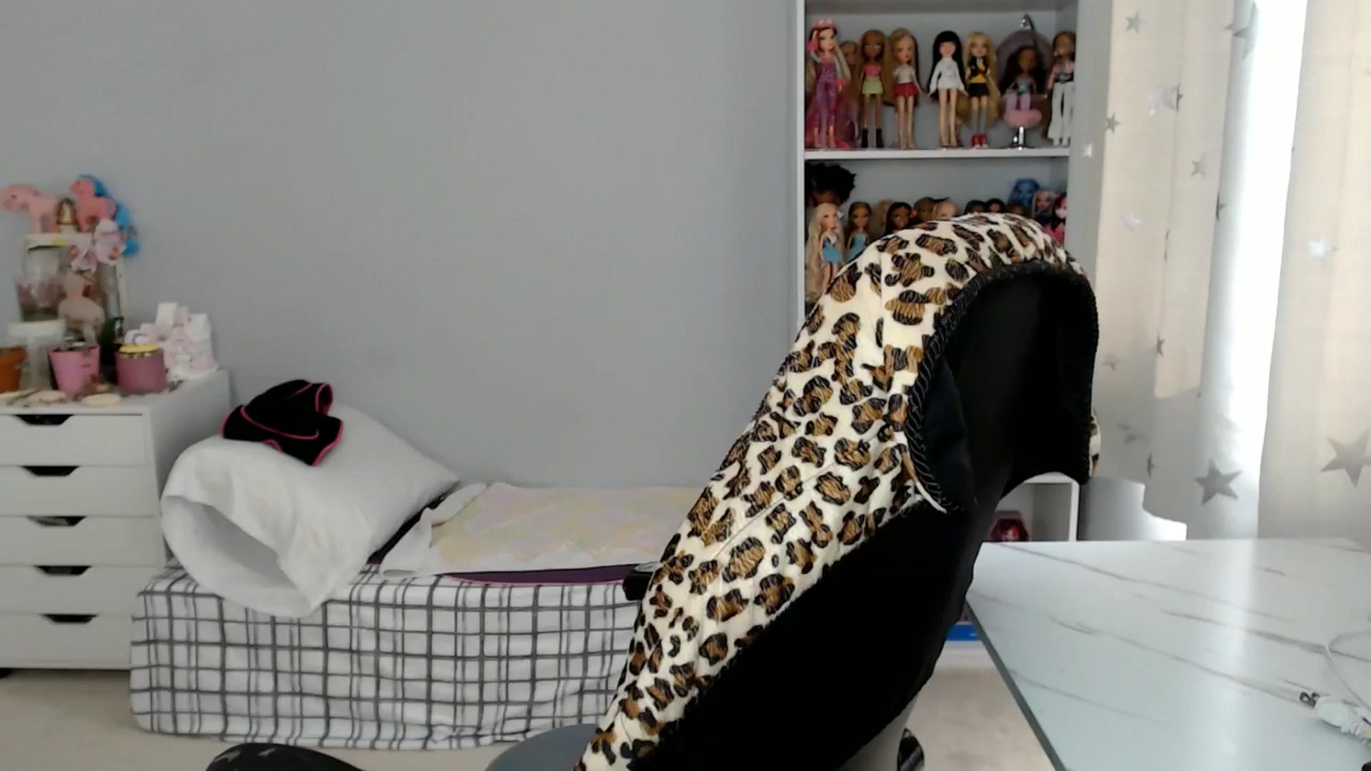 Gallery image thumbnail from GemmaMinx's myfreecams stream on, 09/30/2024, 20:31 image 3 of 20