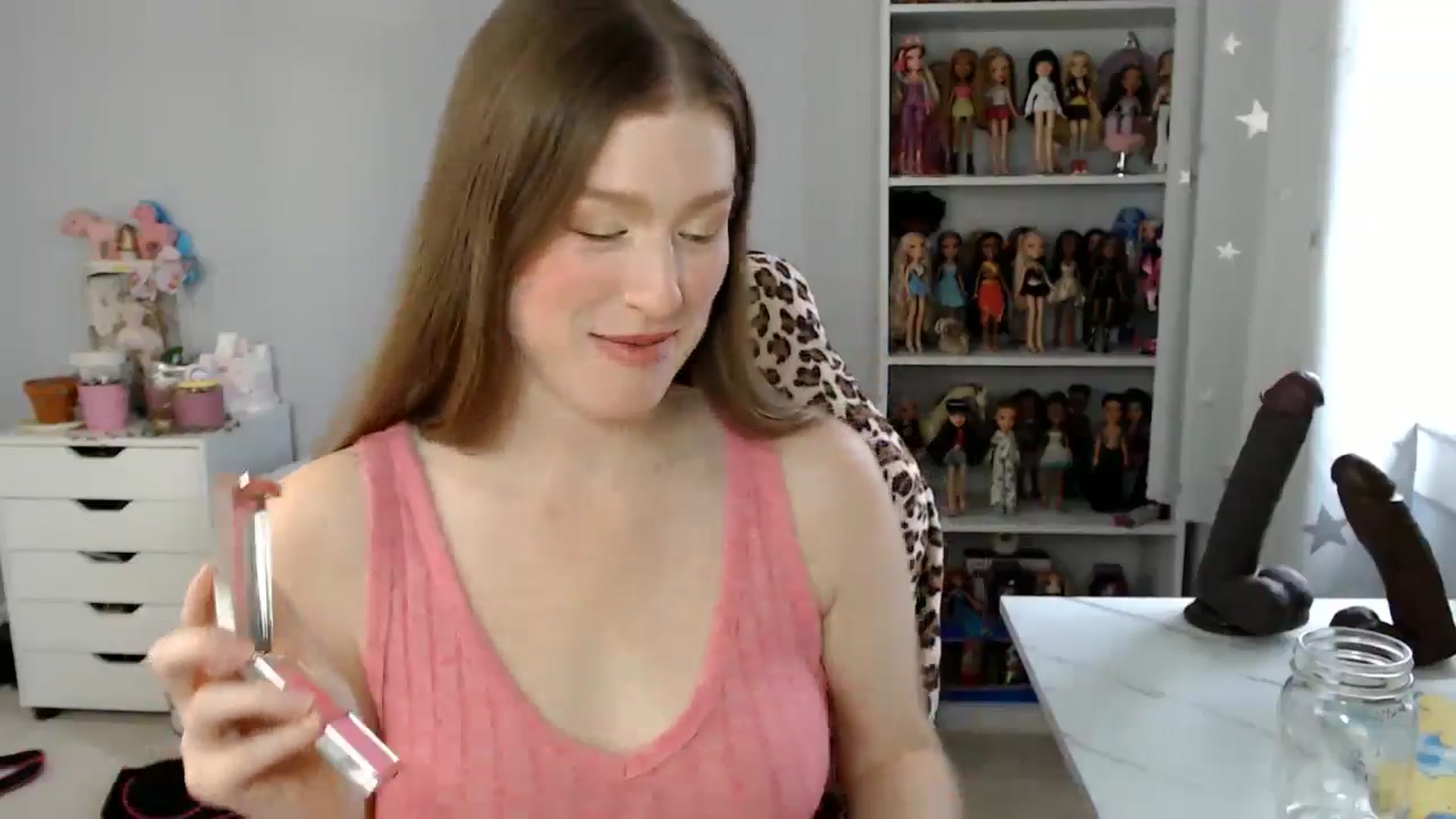 Gallery image thumbnail from GemmaMinx's myfreecams stream on, 10/15/2024, 20:59 image 19 of 20