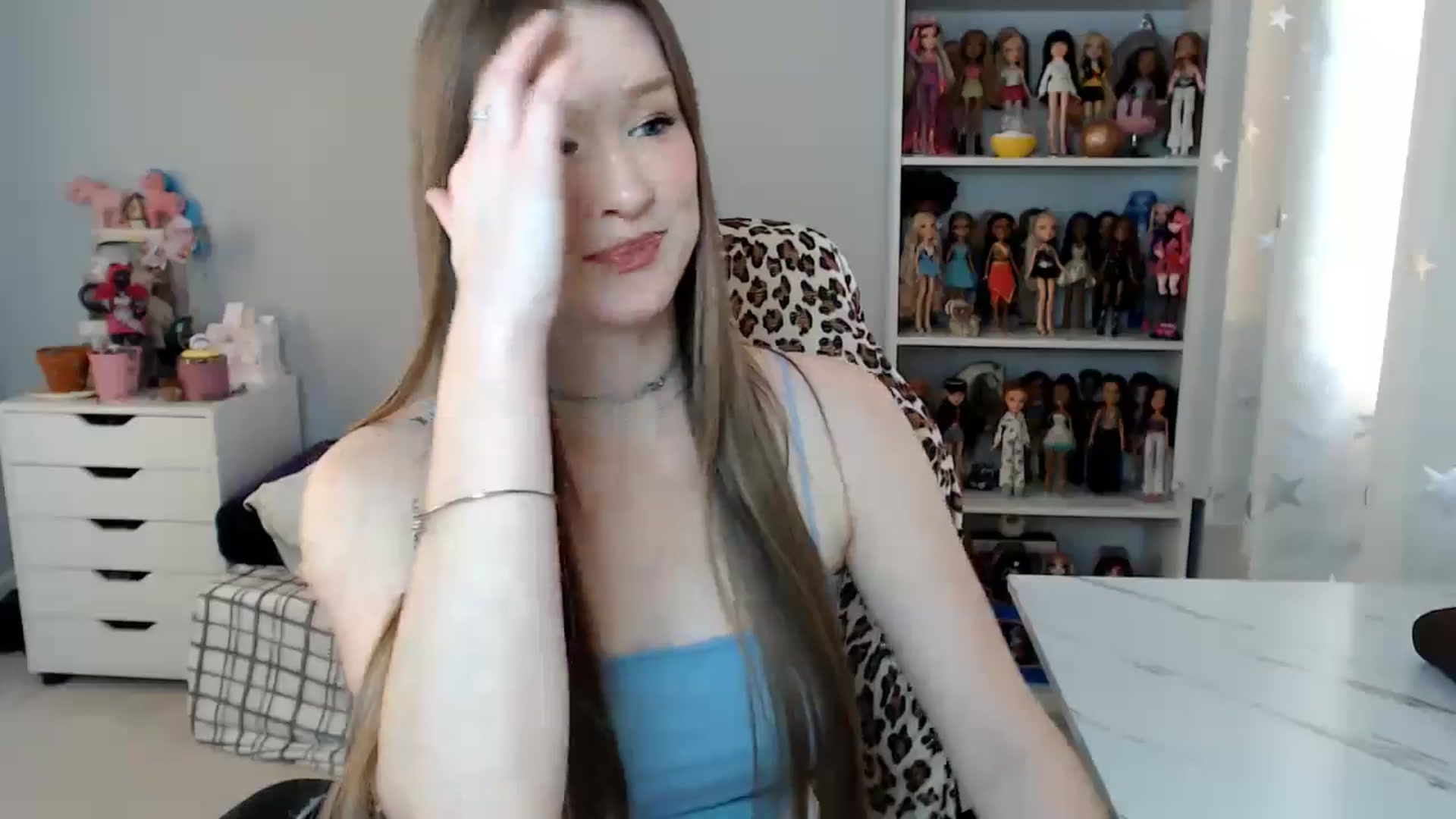 Gallery image thumbnail from GemmaMinx's myfreecams stream on, 10/26/2024, 21:56 image 12 of 20