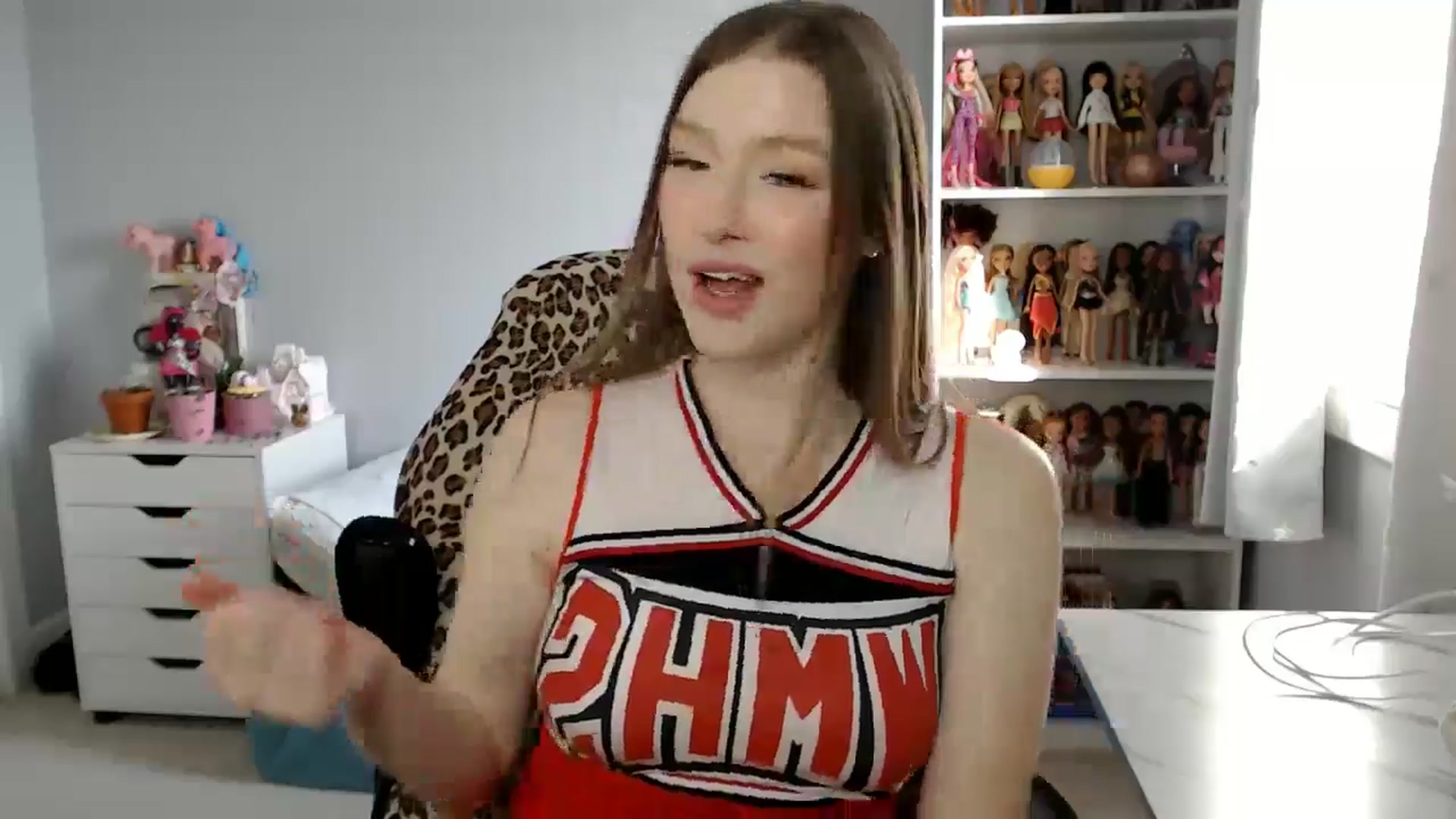 Gallery image thumbnail from GemmaMinx's myfreecams stream on, 10/30/2024, 17:58 image 9 of 20