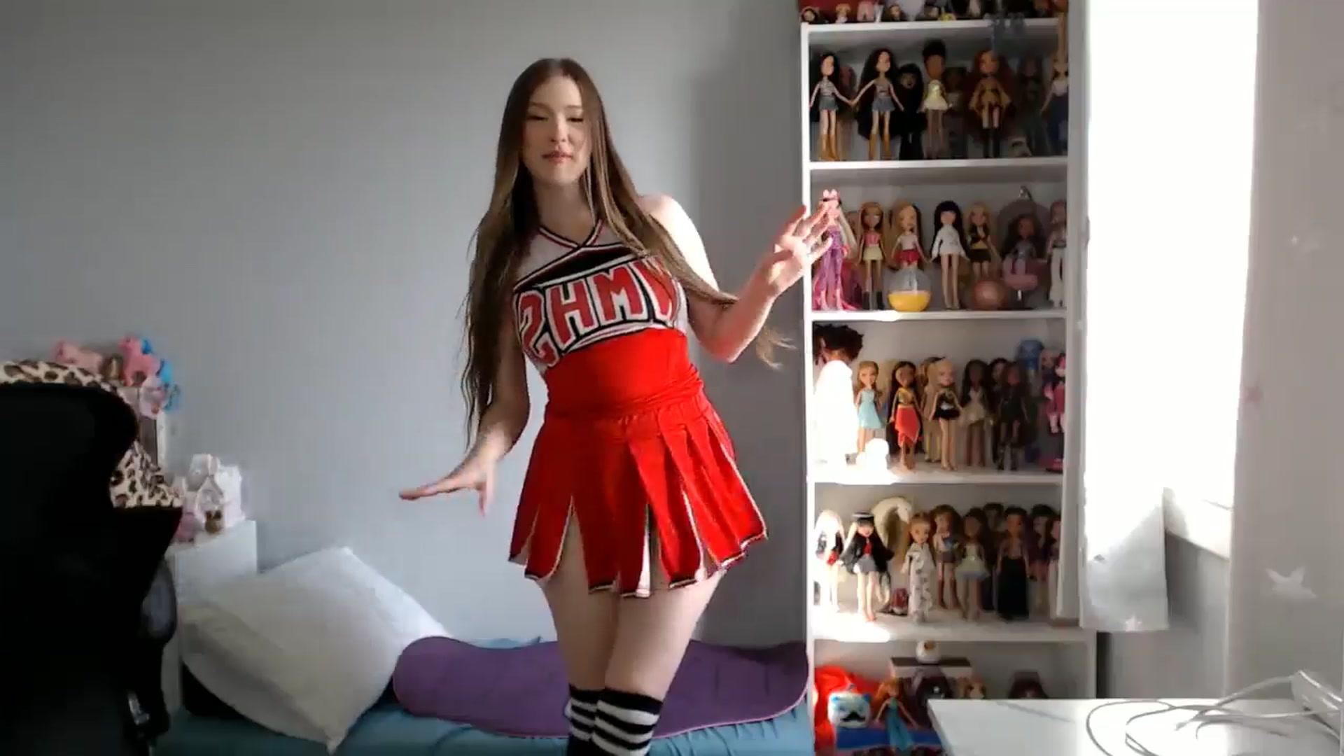 Gallery image thumbnail from GemmaMinx's myfreecams stream on, 10/30/2024, 17:58 image 11 of 20