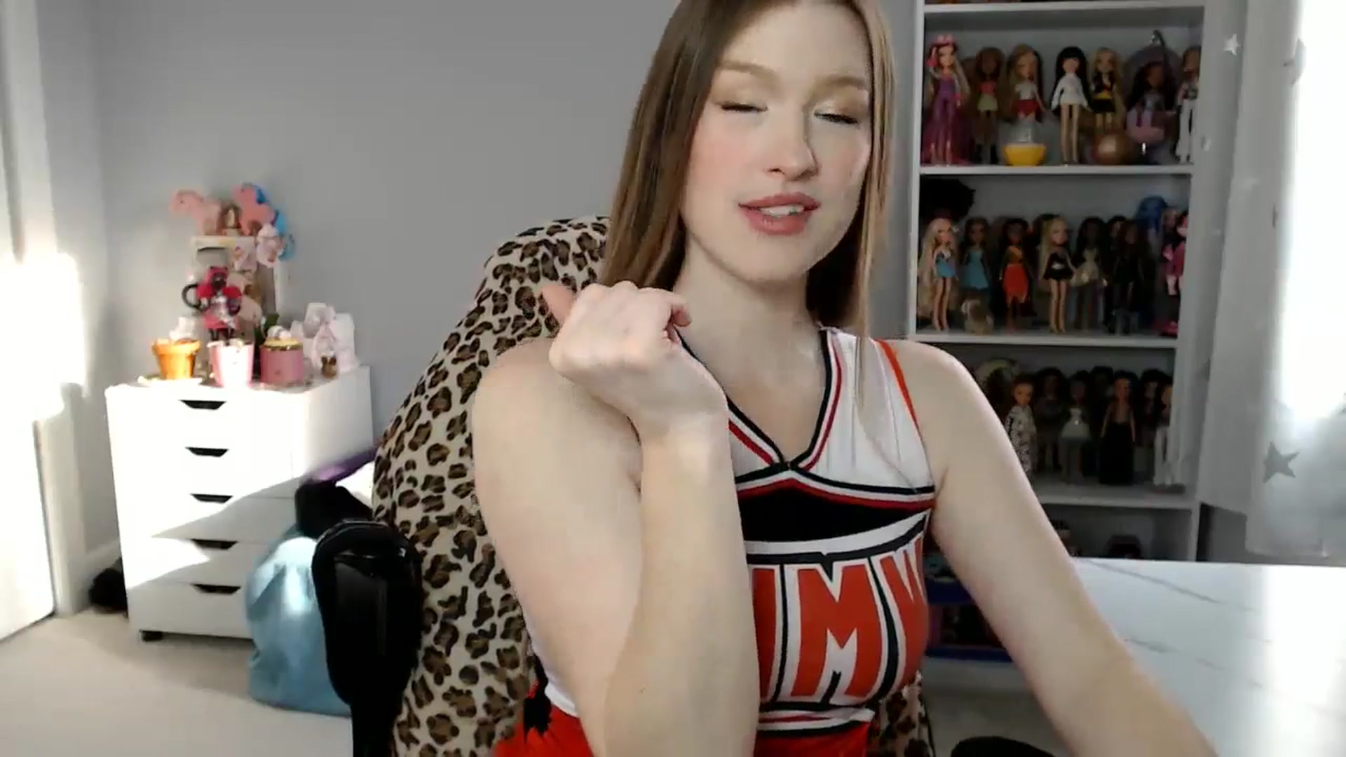 Gallery image thumbnail from GemmaMinx's myfreecams stream on, 10/30/2024, 20:13 image 7 of 20