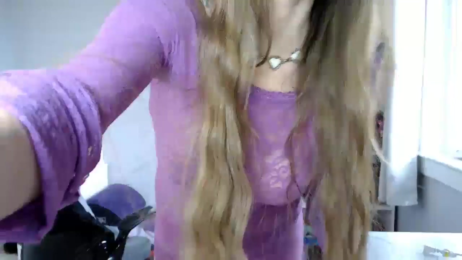 Gallery image thumbnail from GemmaMinx's myfreecams stream on, 11/14/2024, 19:46 image 11 of 20