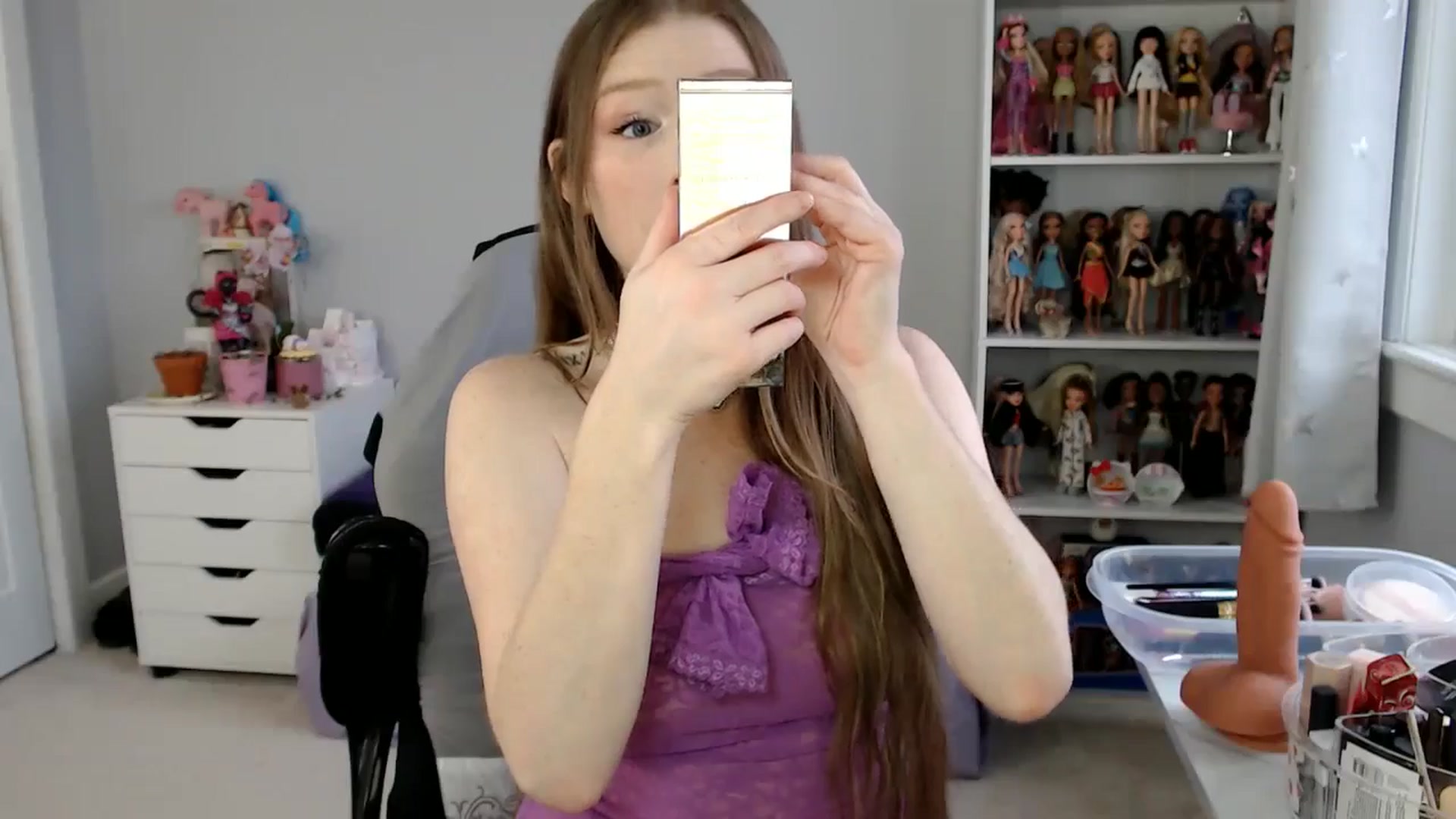 Gallery image thumbnail from GemmaMinx's myfreecams stream on, 11/14/2024, 22:40 image 3 of 20