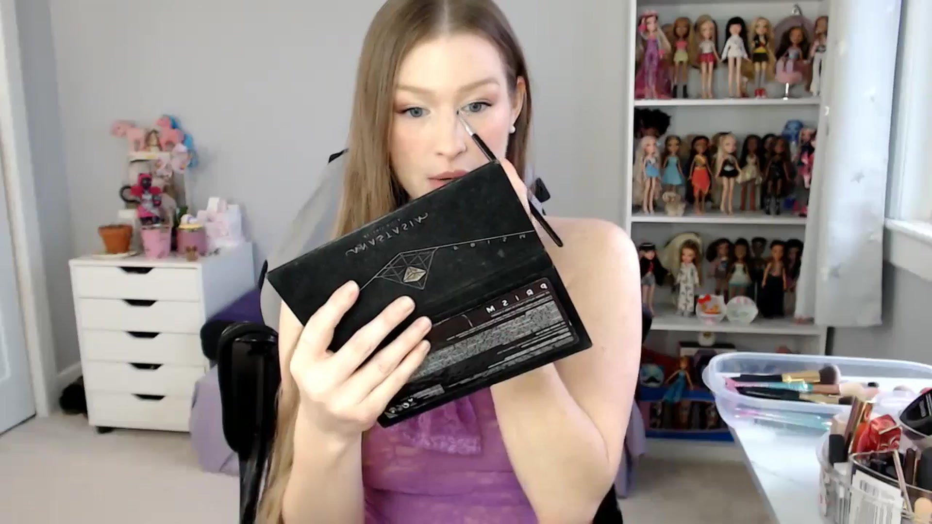 Gallery image thumbnail from GemmaMinx's myfreecams stream on, 11/14/2024, 22:40 image 5 of 20
