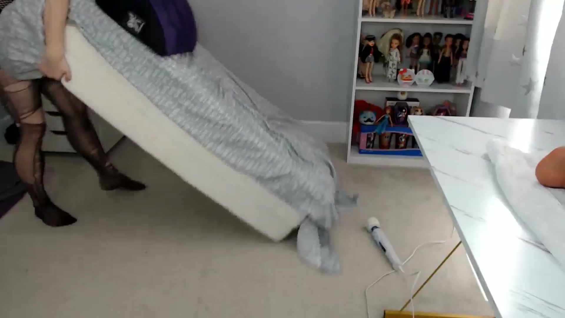 Gallery image thumbnail from GemmaMinx's myfreecams stream on, 11/15/2024, 19:21 image 10 of 20