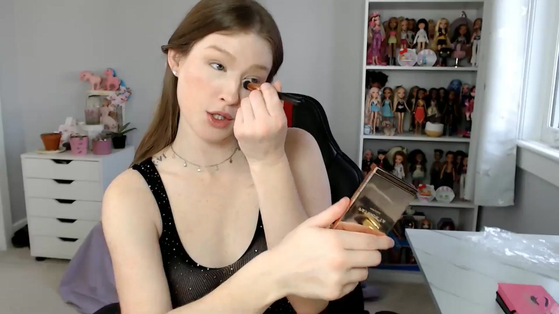 Gallery image thumbnail from GemmaMinx's myfreecams stream on, 01/11/2025, 20:59 image 15 of 20