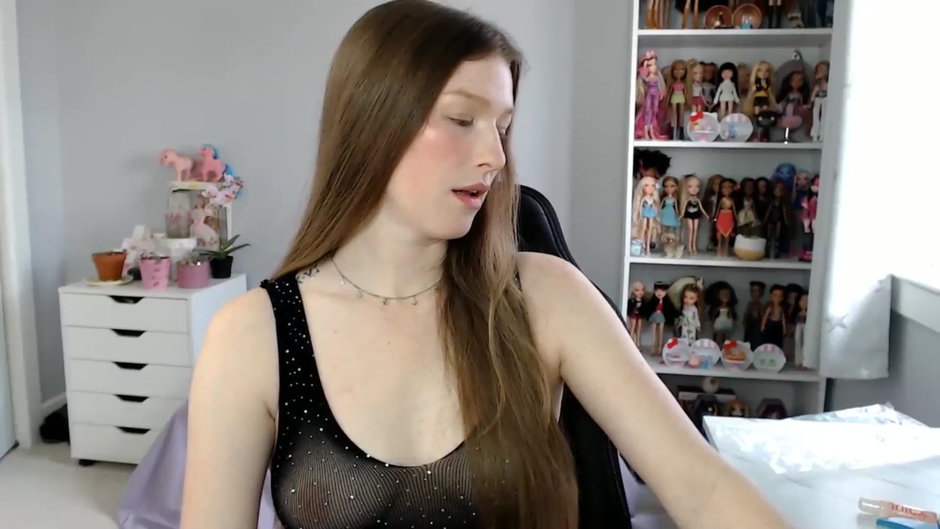 Gallery image thumbnail from GemmaMinx's myfreecams stream on, 01/11/2025, 20:59 image 6 of 20