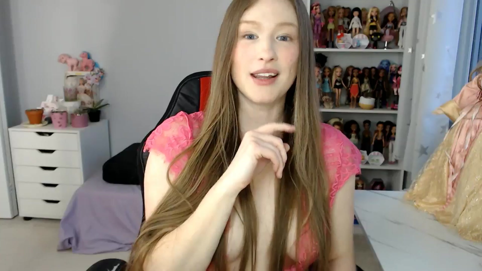 Gallery image thumbnail from GemmaMinx's myfreecams stream on, 01/13/2025, 21:50 image 20 of 20