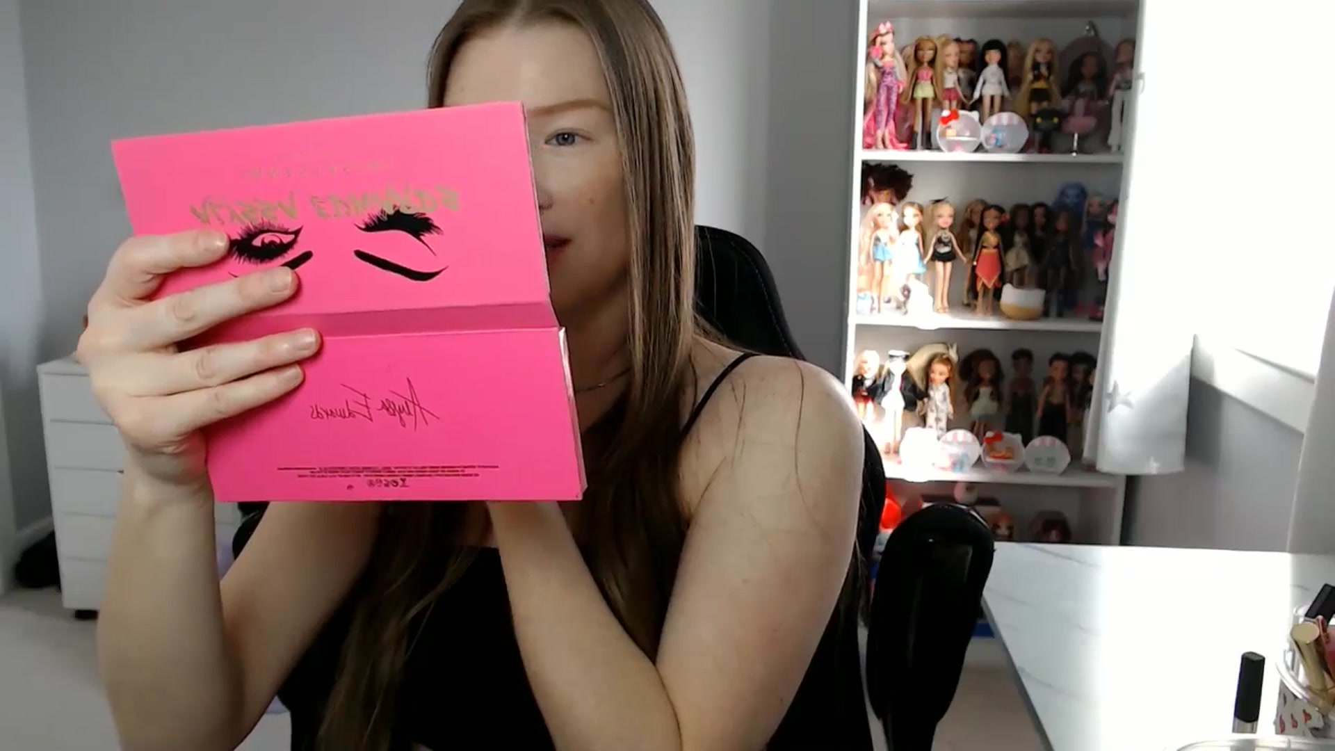 Gallery image thumbnail from GemmaMinx's myfreecams stream on, 01/15/2025, 17:37 image 6 of 20