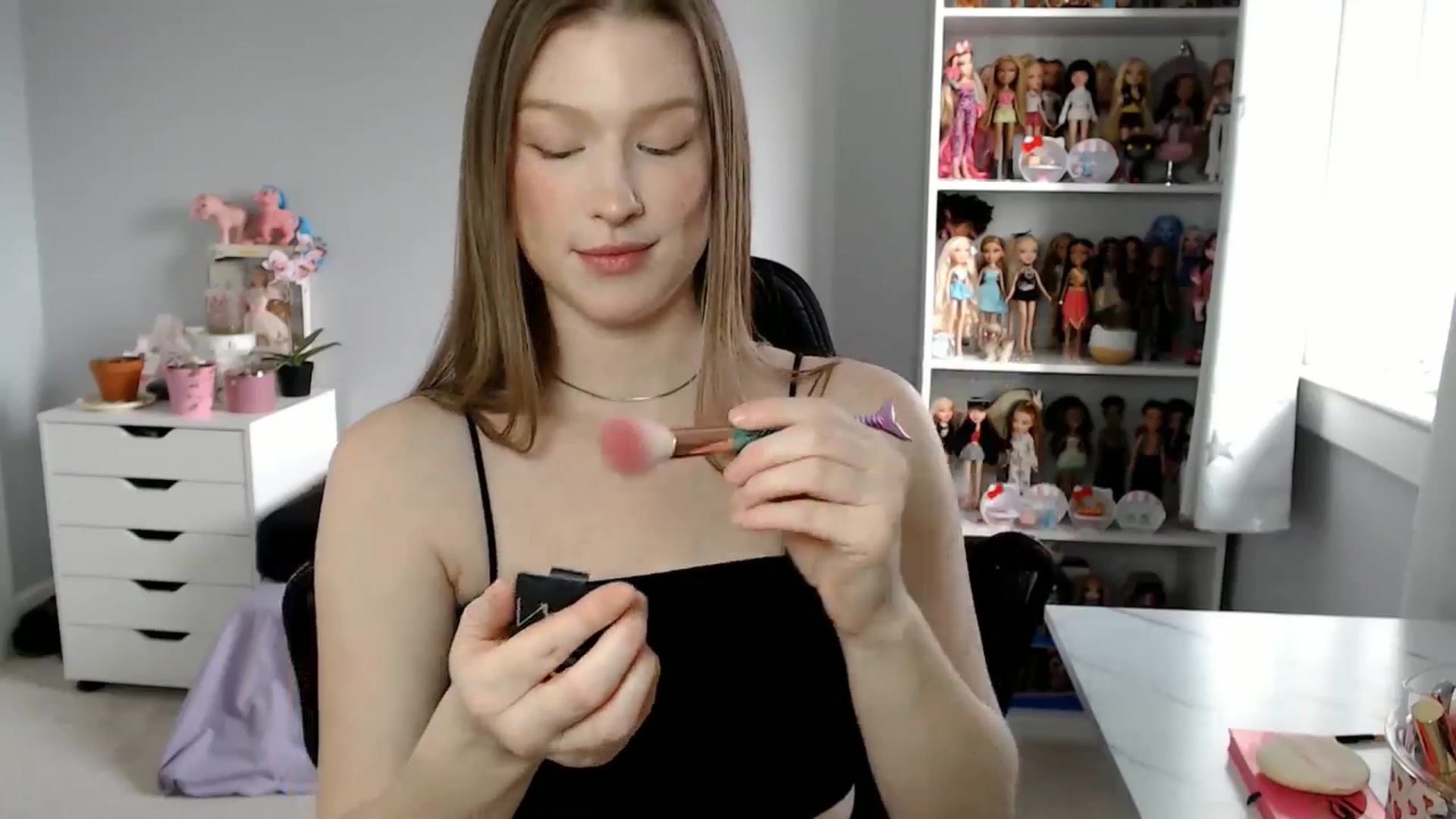 Gallery image thumbnail from GemmaMinx's myfreecams stream on, 01/15/2025, 17:37 image 20 of 20