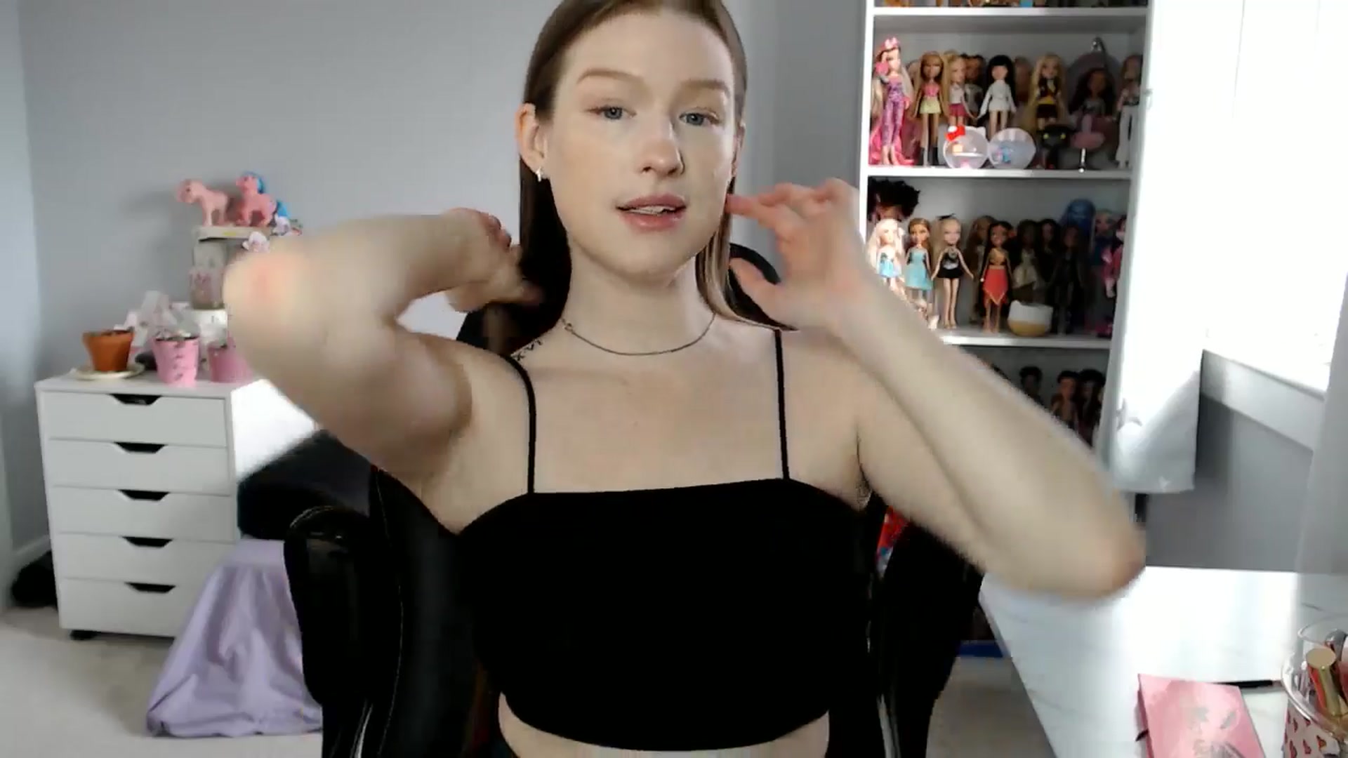 Gallery image thumbnail from GemmaMinx's myfreecams stream on, 01/15/2025, 17:37 image 17 of 20