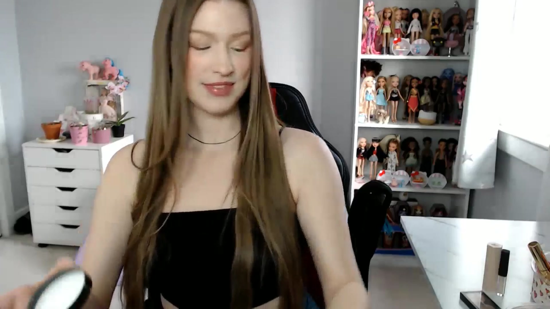 Gallery image thumbnail from GemmaMinx's myfreecams stream on, 01/15/2025, 18:47 image 4 of 20