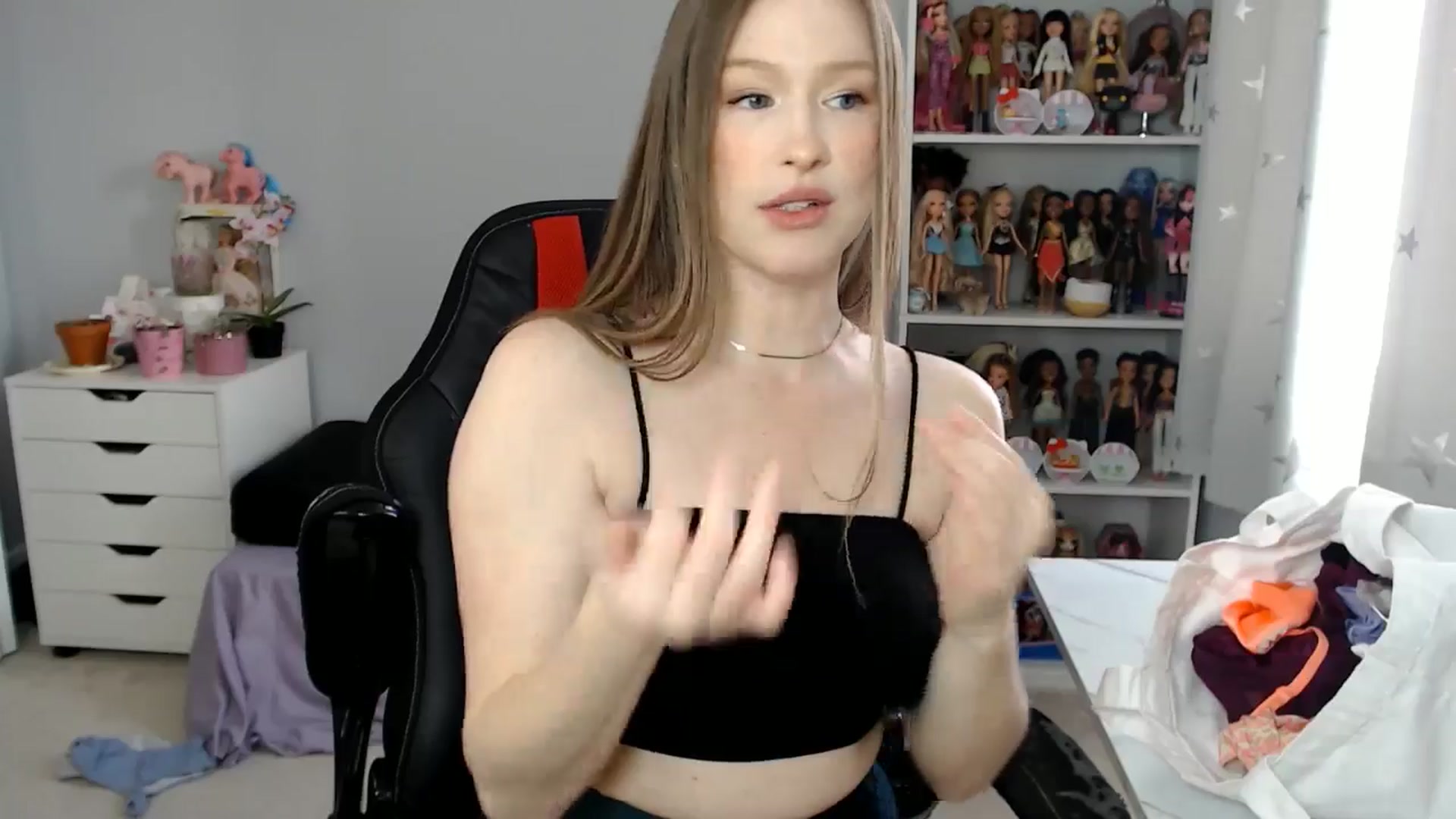 Gallery image thumbnail from GemmaMinx's myfreecams stream on, 01/15/2025, 18:47 image 17 of 20