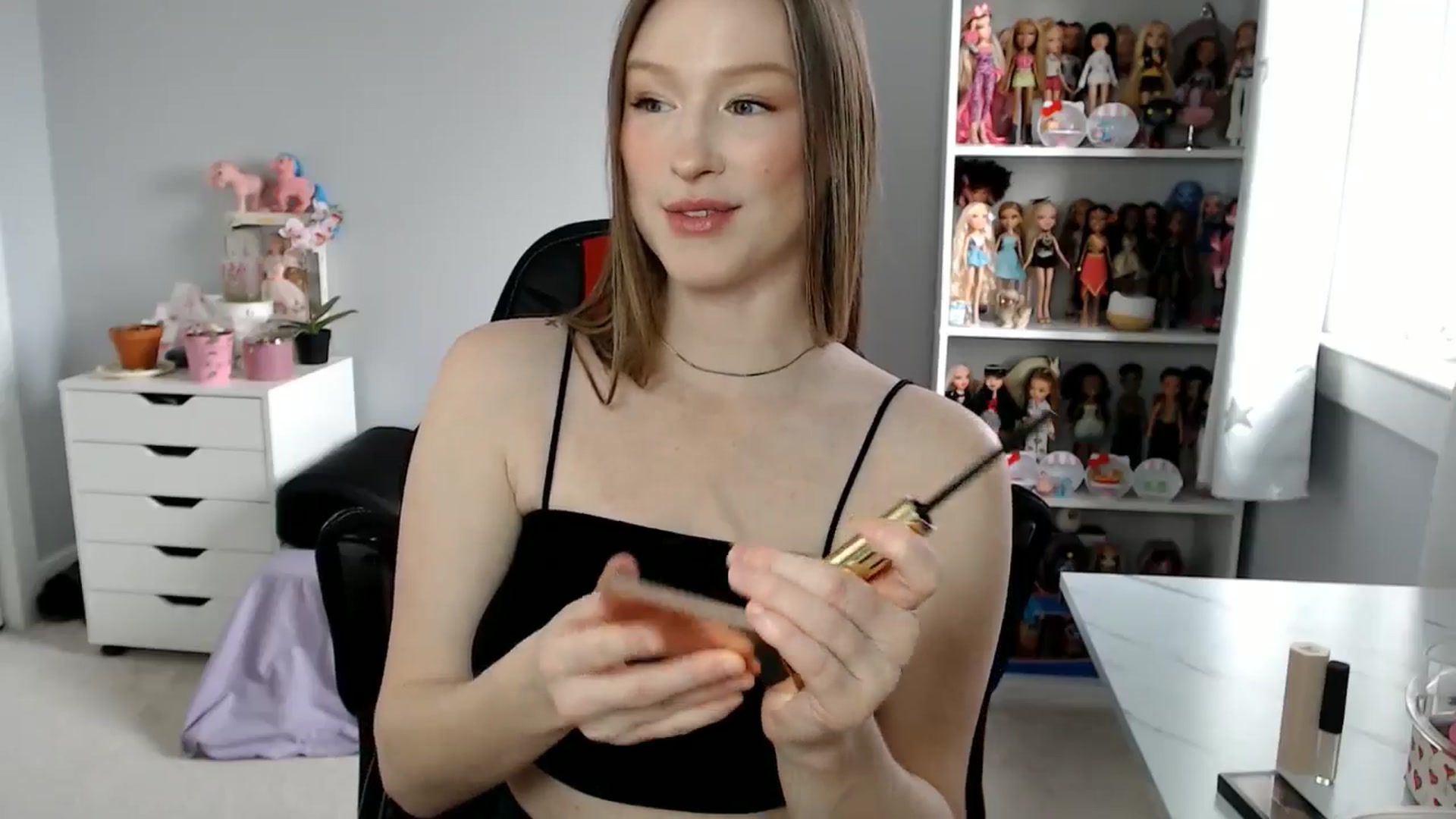 Gallery image thumbnail from GemmaMinx's myfreecams stream on, 01/15/2025, 18:47 image 5 of 20