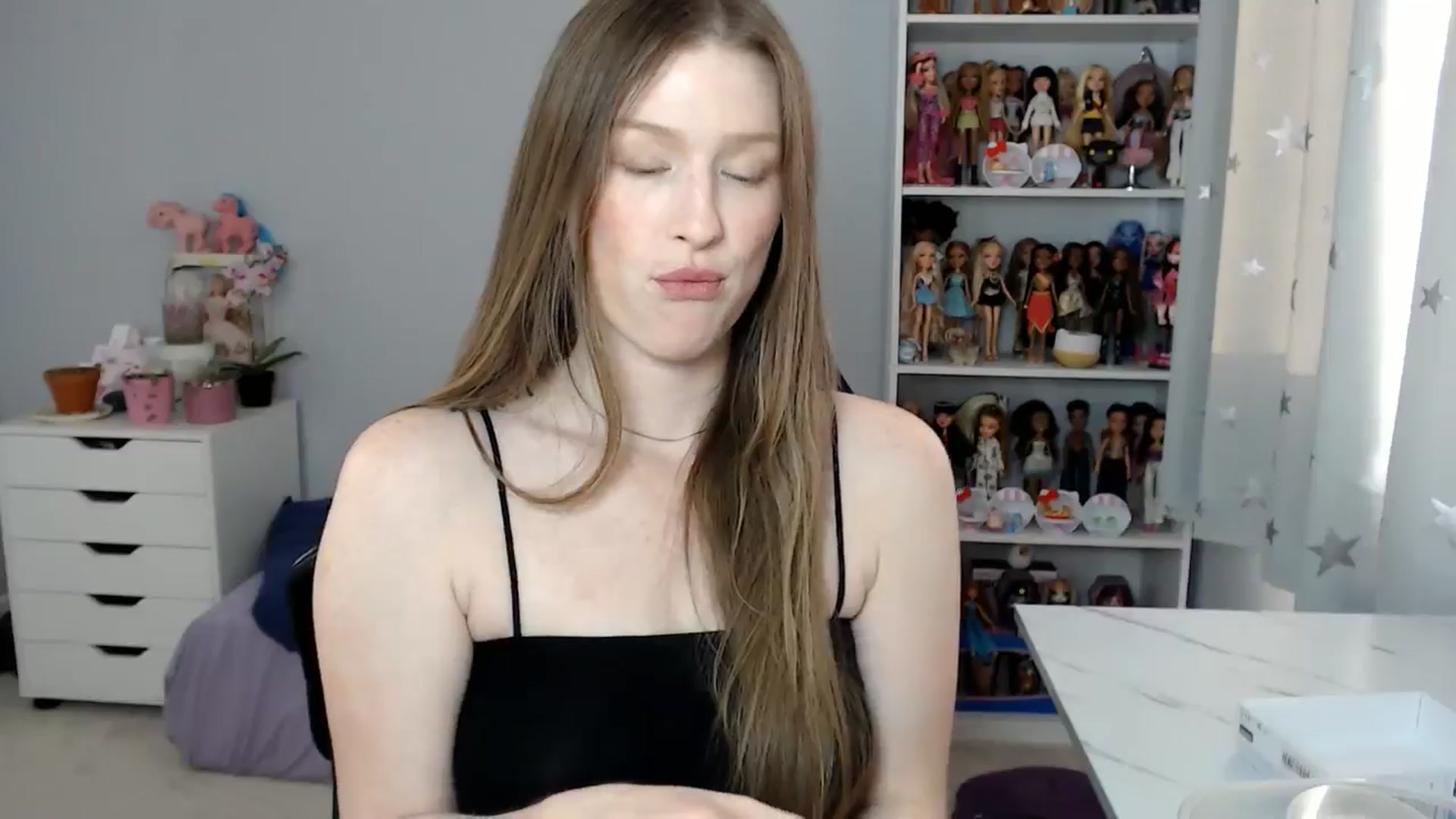 Gallery image thumbnail from GemmaMinx's myfreecams stream on, 01/15/2025, 21:25 image 15 of 20