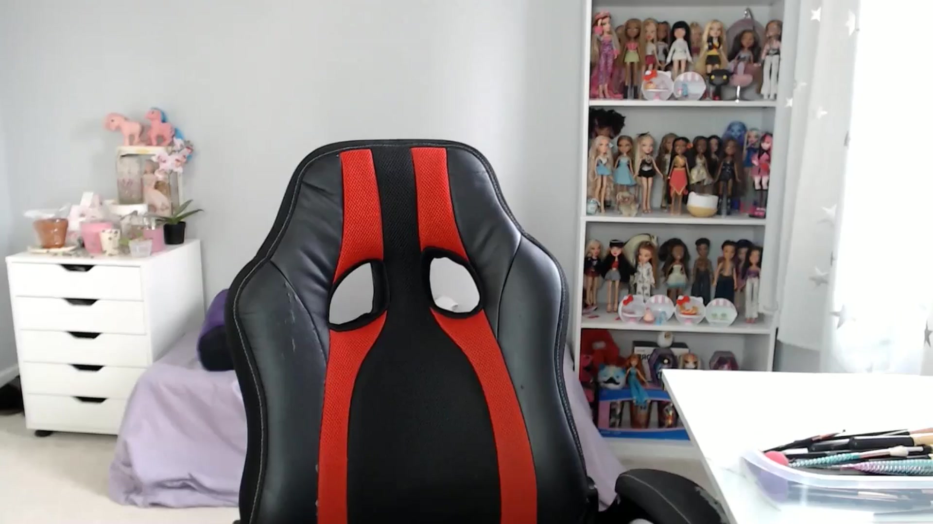 Gallery image thumbnail from GemmaMinx's myfreecams stream on, 01/26/2025, 20:14 image 3 of 20