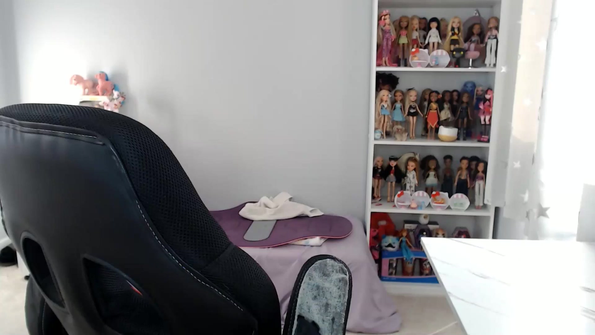 Gallery image thumbnail from GemmaMinx's myfreecams stream on, 01/26/2025, 20:51 image 12 of 20