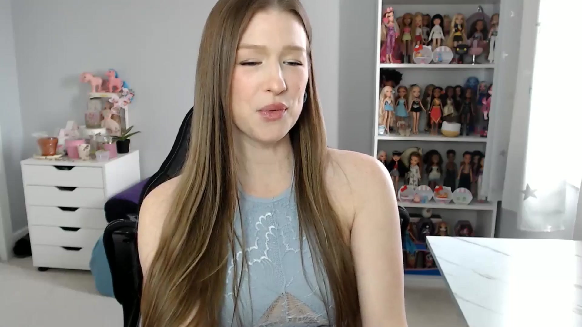Gallery image thumbnail from GemmaMinx's myfreecams stream on, 01/28/2025, 19:14 image 9 of 20