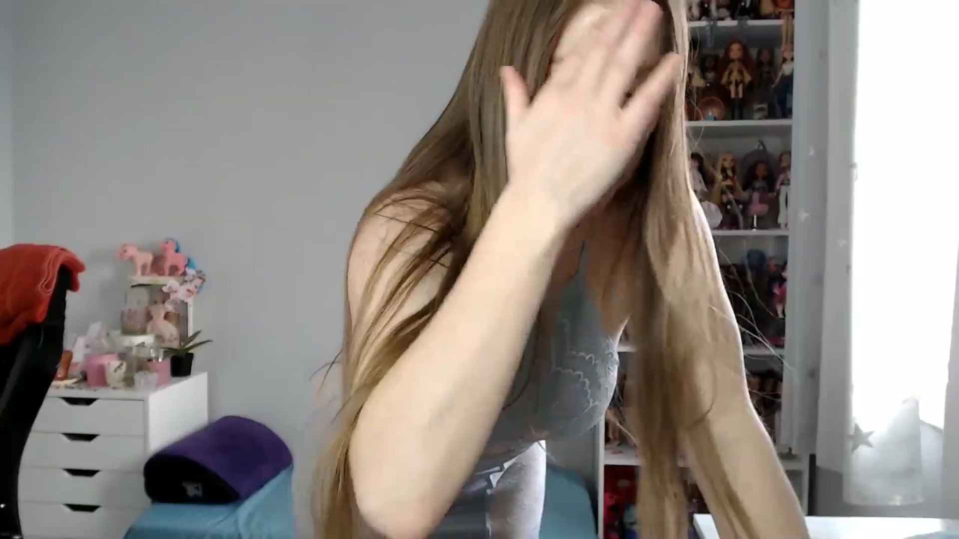 Gallery image thumbnail from GemmaMinx's myfreecams stream on, 01/28/2025, 19:14 image 14 of 20