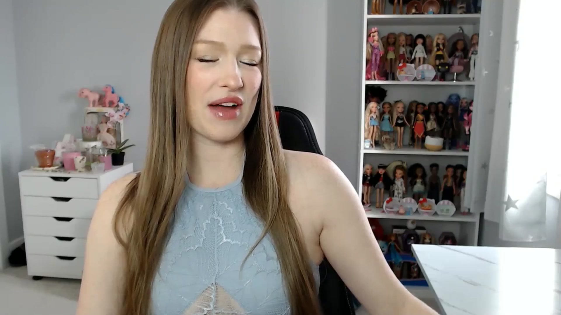 Gallery image thumbnail from GemmaMinx's myfreecams stream on, 01/28/2025, 19:14 image 3 of 20