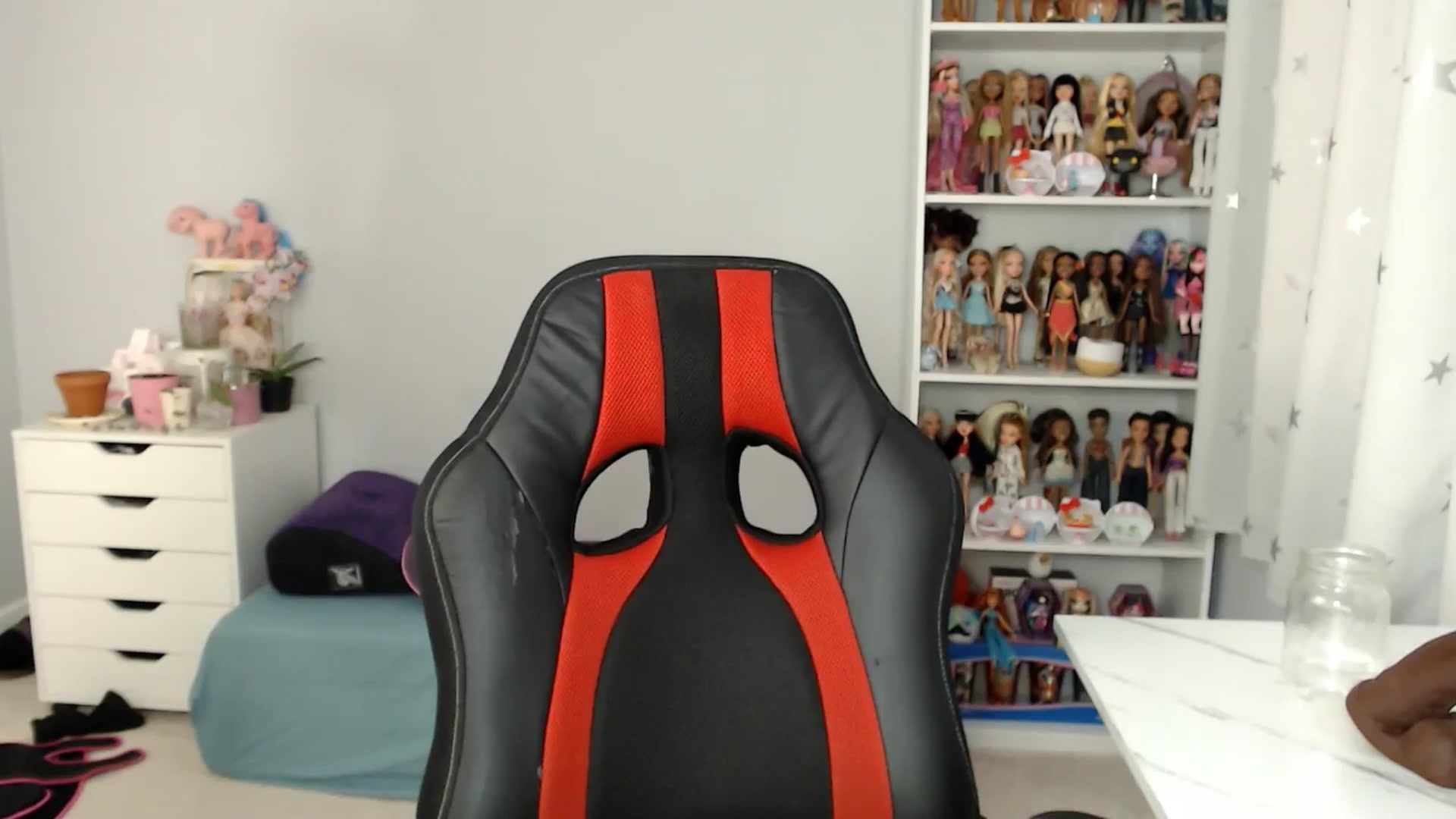 Gallery image thumbnail from GemmaMinx's myfreecams stream on, 01/29/2025, 21:38 image 2 of 20
