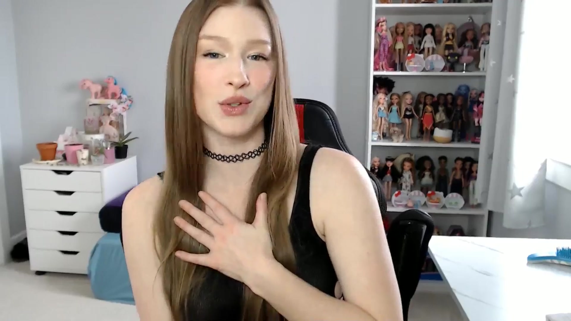 Gallery image thumbnail from GemmaMinx's myfreecams stream on, 01/30/2025, 19:36 image 17 of 20