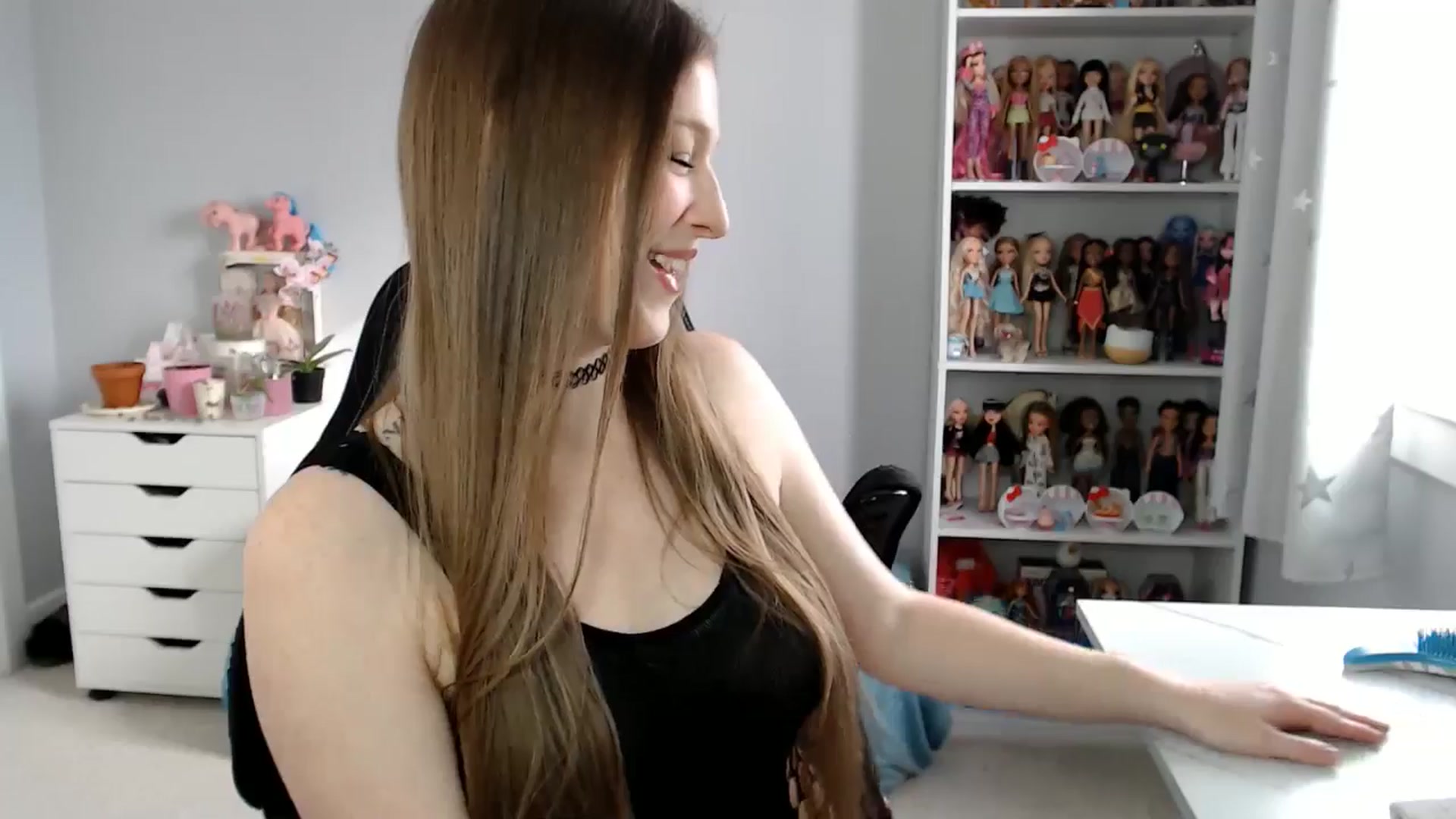 Gallery image thumbnail from GemmaMinx's myfreecams stream on, 01/30/2025, 19:36 image 14 of 20