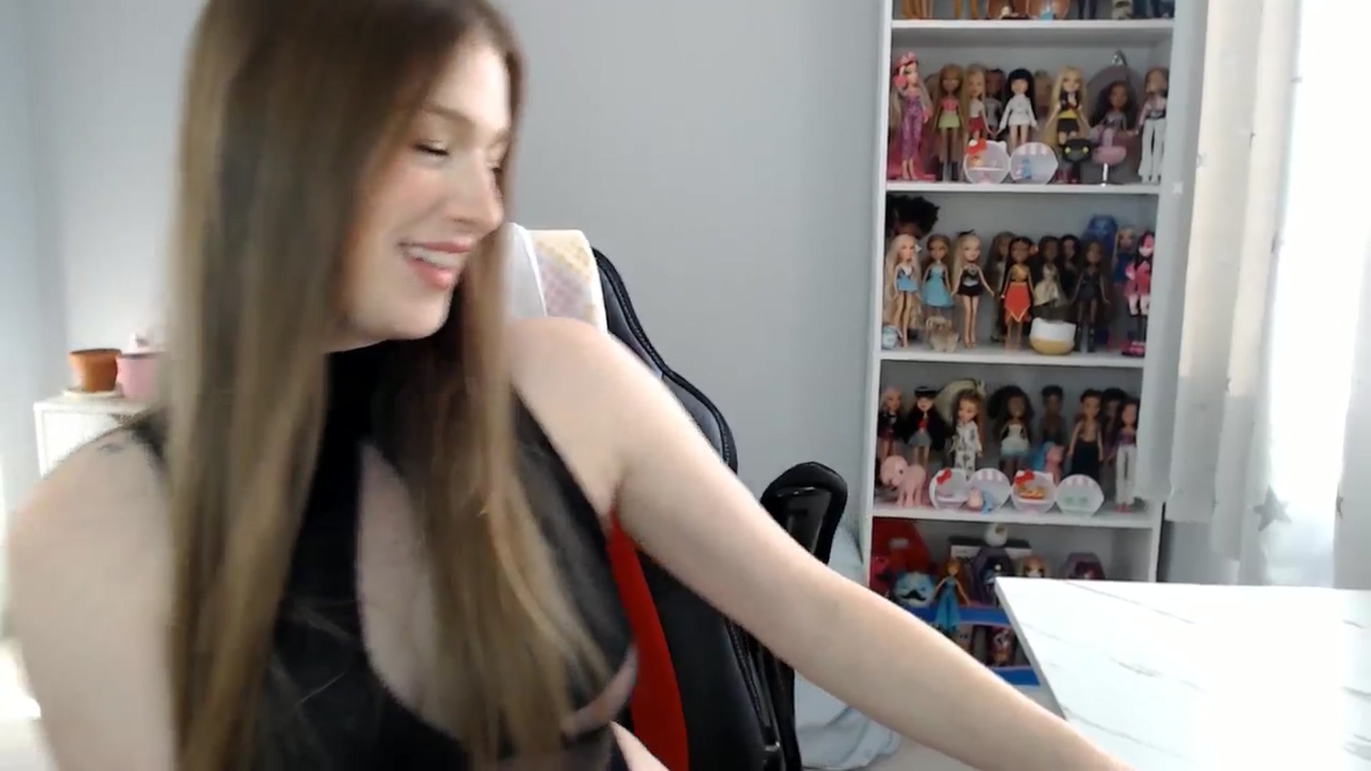 Gallery image thumbnail from GemmaMinx's myfreecams stream on, 02/22/2025, 20:59 image 16 of 20