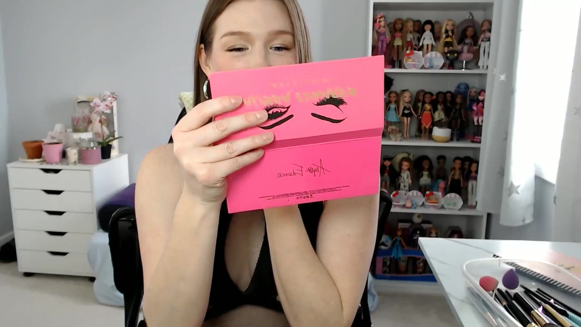 Gallery image thumbnail from GemmaMinx's myfreecams stream on, 02/22/2025, 20:59 image 4 of 20