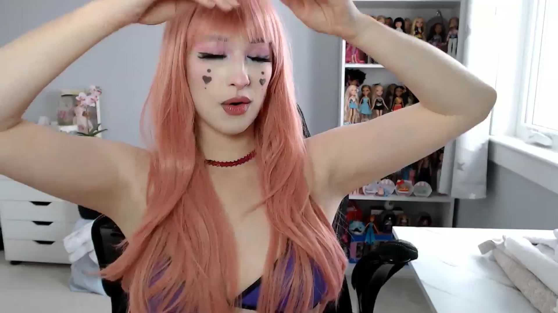 Gallery image thumbnail from GemmaMinx's myfreecams stream on, 02/25/2025, 18:58 image 12 of 20
