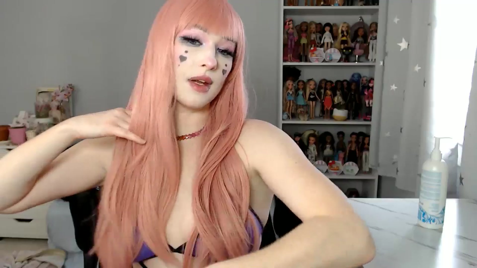 Gallery image thumbnail from GemmaMinx's myfreecams stream on, 02/25/2025, 19:42 image 11 of 20