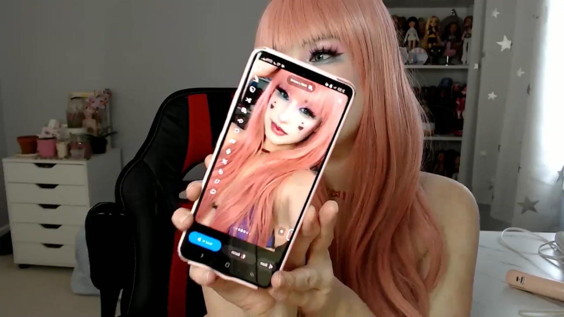 Gallery image thumbnail from GemmaMinx's myfreecams stream on, 02/25/2025, 20:59 image 11 of 20