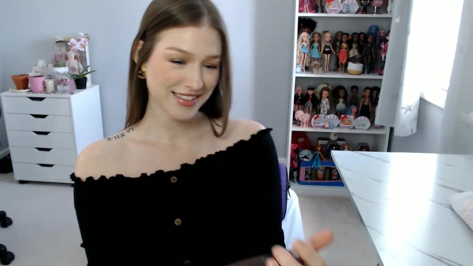 Gallery image thumbnail from GemmaMinx's myfreecams stream on, 02/26/2025, 17:41 image 16 of 20
