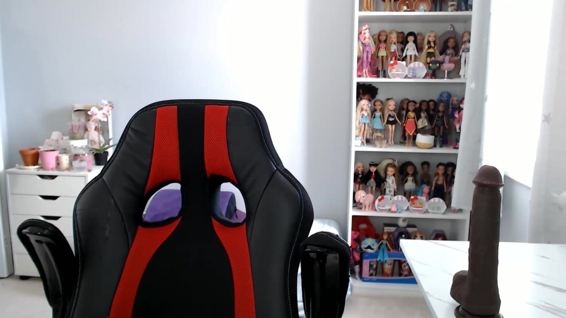 Gallery image thumbnail from GemmaMinx's myfreecams stream on, 02/26/2025, 17:41 image 13 of 20