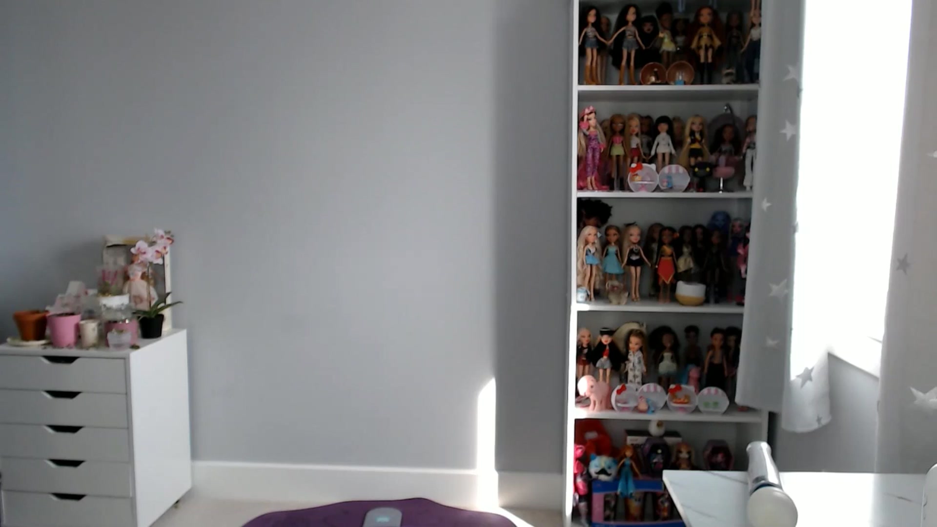 Gallery image thumbnail from GemmaMinx's myfreecams stream on, 02/28/2025, 18:09 image 18 of 20