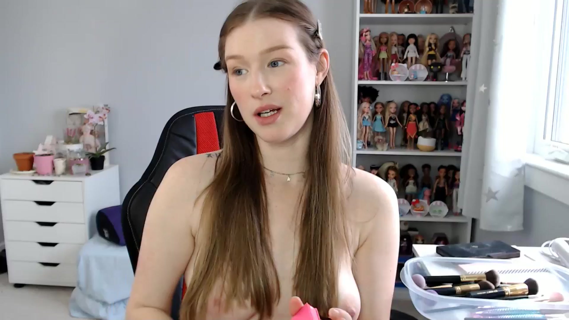 Gallery image thumbnail from GemmaMinx's myfreecams stream on, 02/28/2025, 22:31 image 1 of 20