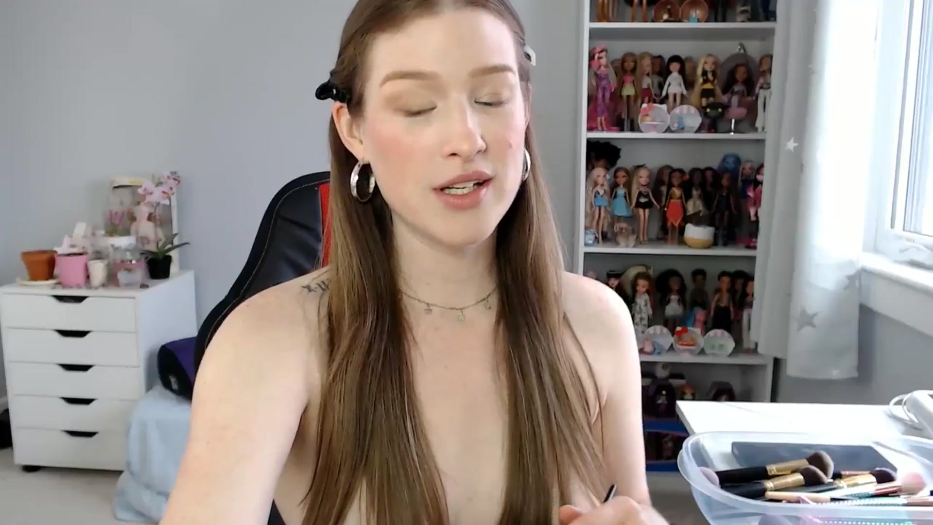 Gallery image thumbnail from GemmaMinx's myfreecams stream on, 02/28/2025, 22:31 image 5 of 20