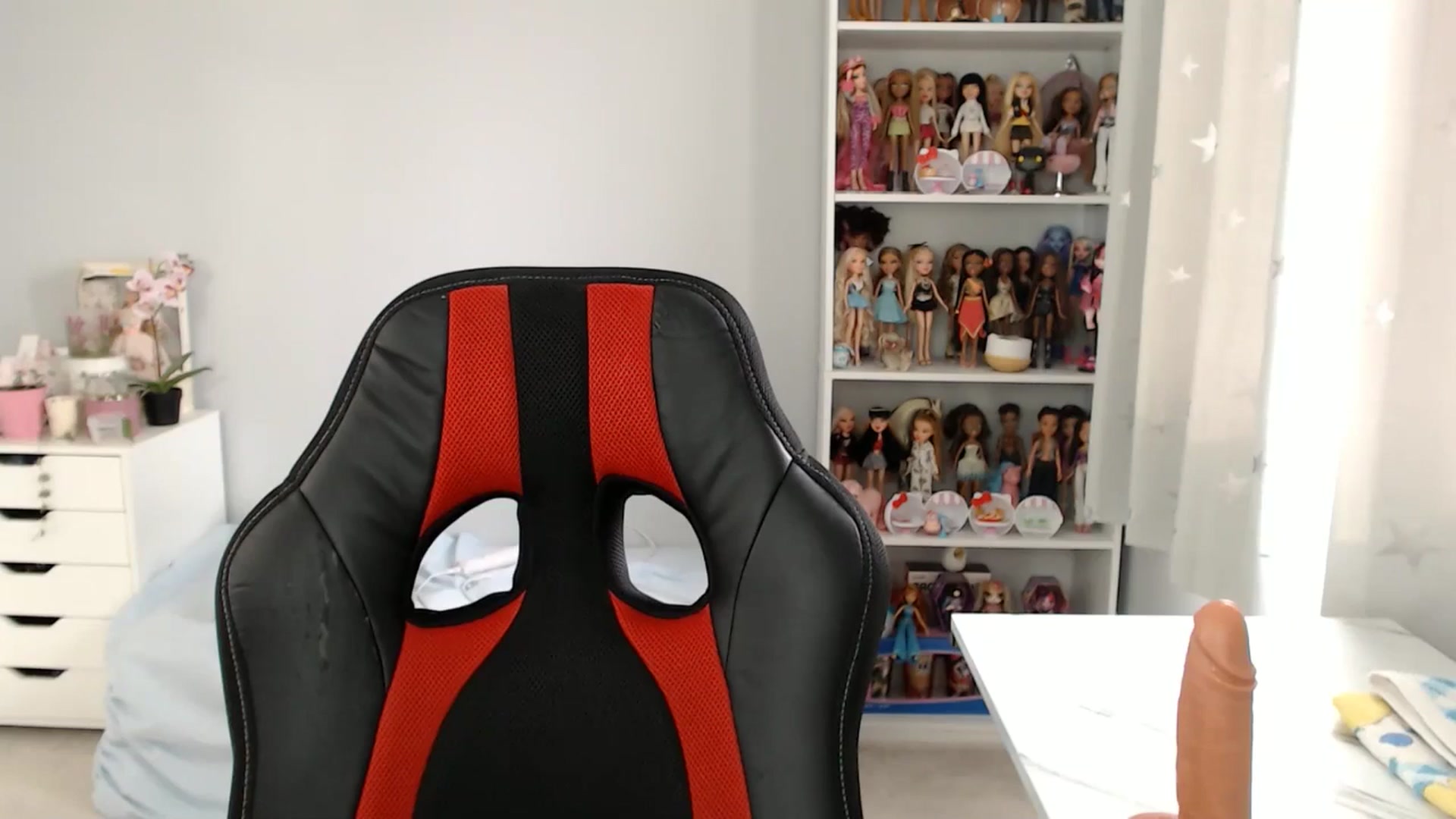 Gallery image thumbnail from GemmaMinx's myfreecams stream on, 03/13/2025, 22:49 image 2 of 20