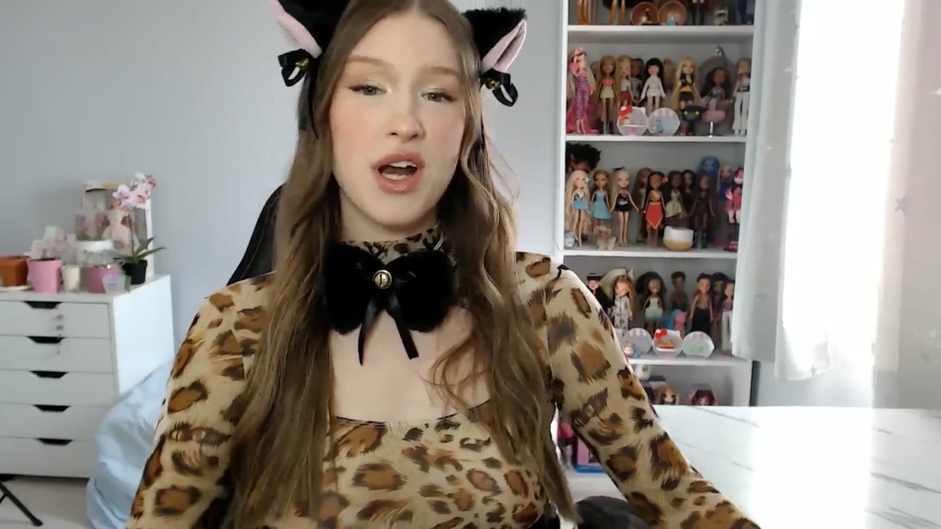 Gallery image thumbnail from GemmaMinx's myfreecams stream on, 03/14/2025, 20:51 image 4 of 20