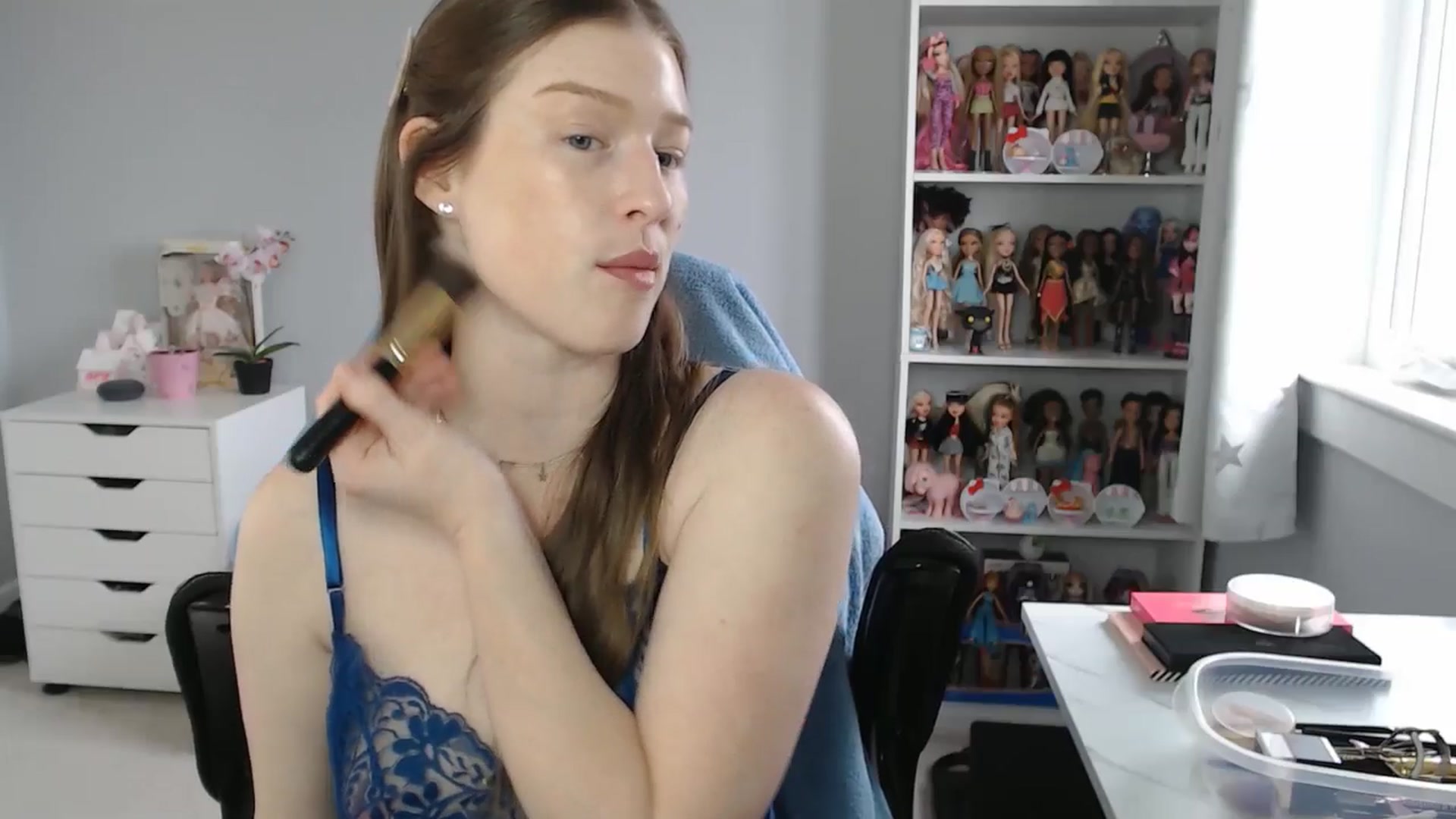 Gallery image thumbnail from GemmaMinx's myfreecams stream on, 03/28/2025, 20:28 image 2 of 20