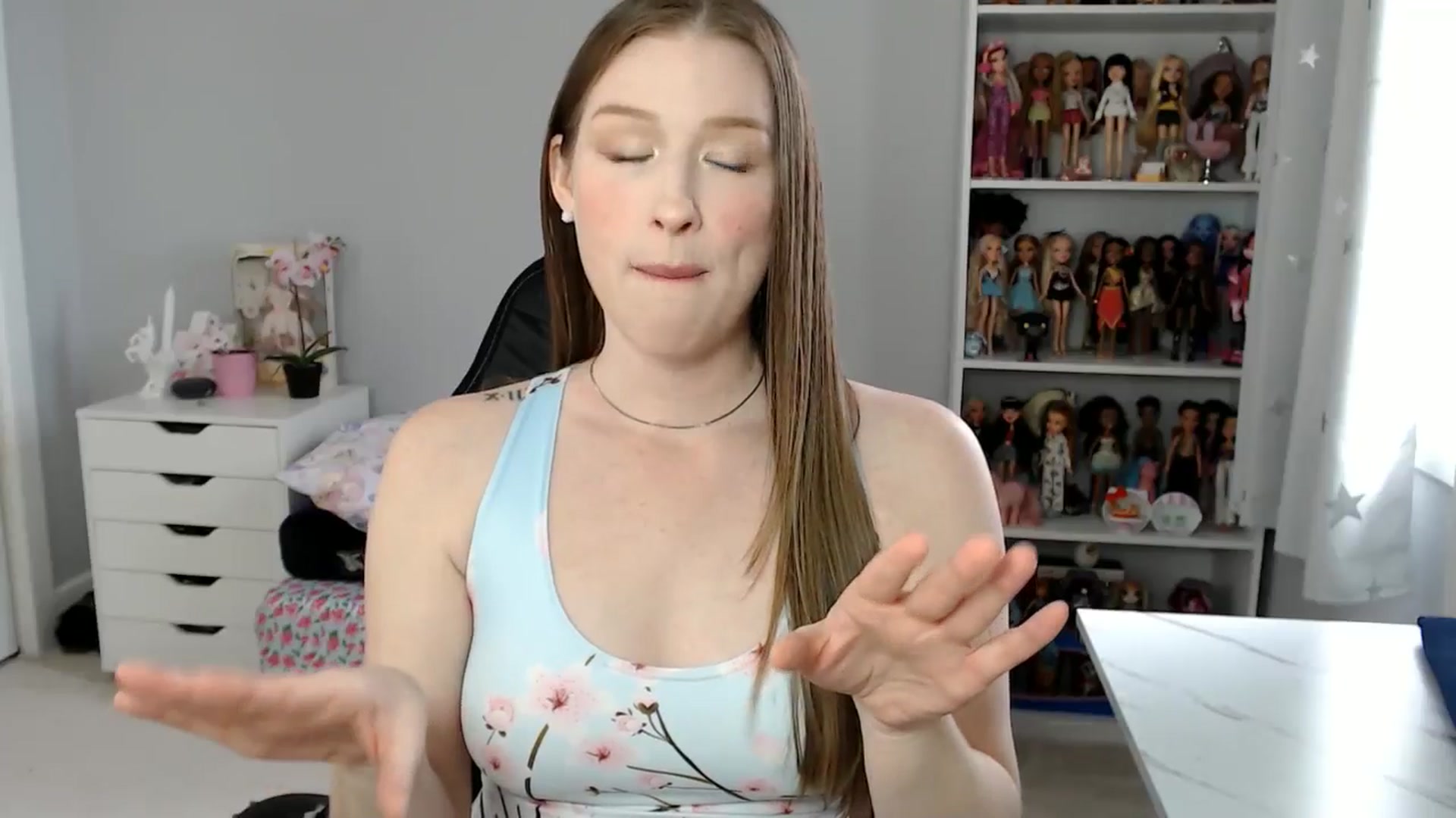 Gallery image thumbnail from GemmaMinx's myfreecams stream on, 04/15/2025, 19:50 image 14 of 20