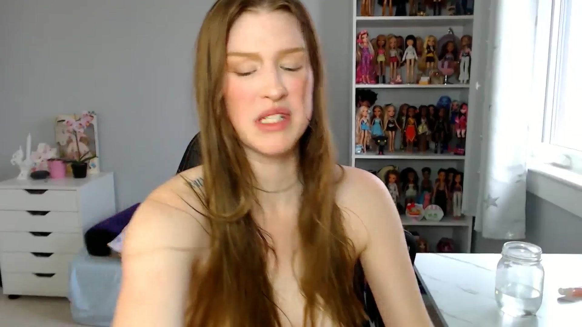Gallery image thumbnail from GemmaMinx's myfreecams stream on, 04/24/2025, 18:57 image 4 of 20