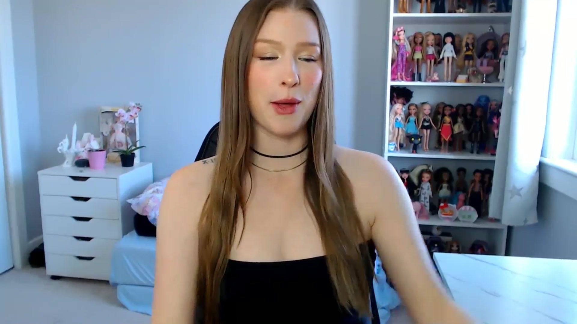Gallery image thumbnail from GemmaMinx's myfreecams stream on, 04/27/2025, 17:05 image 2 of 20