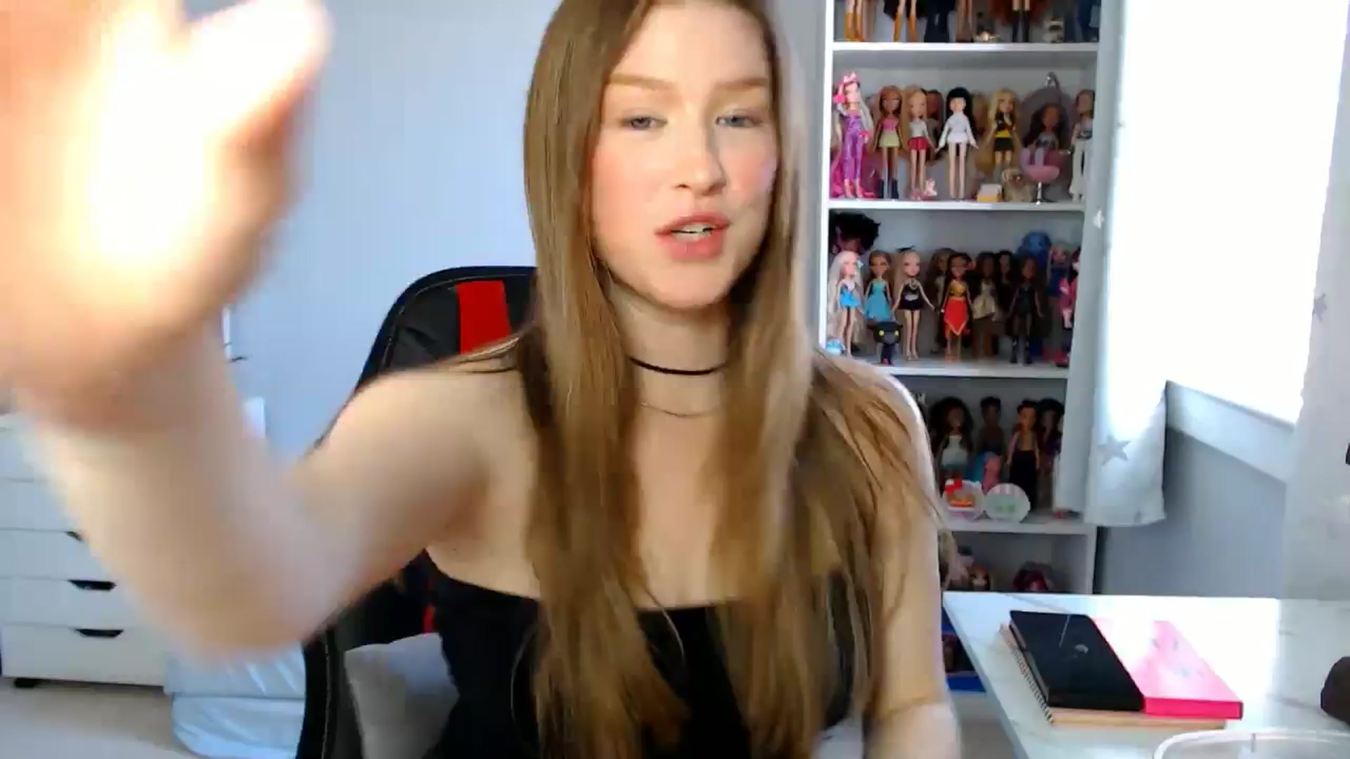 Gallery image thumbnail from GemmaMinx's myfreecams stream on, 04/27/2025, 19:21 image 5 of 20