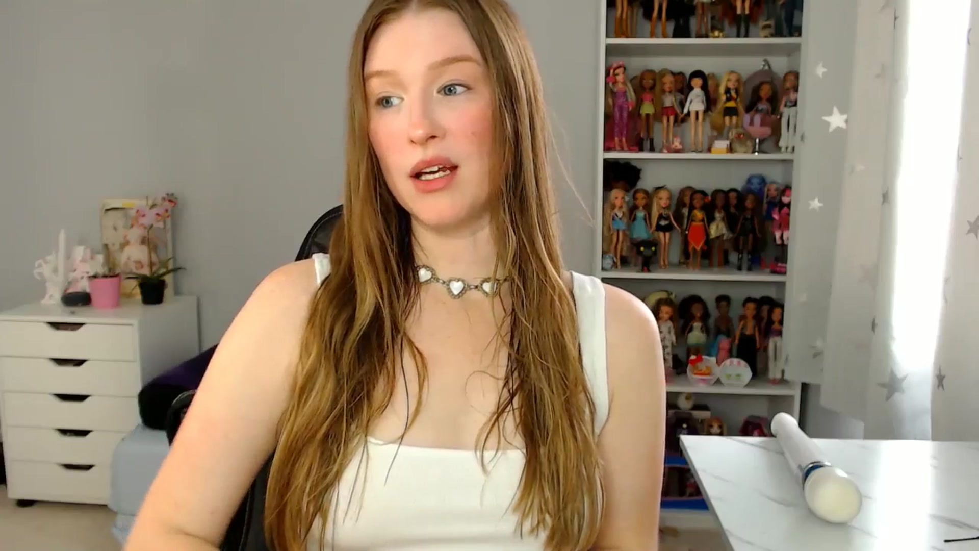 Gallery image thumbnail from GemmaMinx's myfreecams stream on, 04/29/2025, 20:34 image 8 of 20