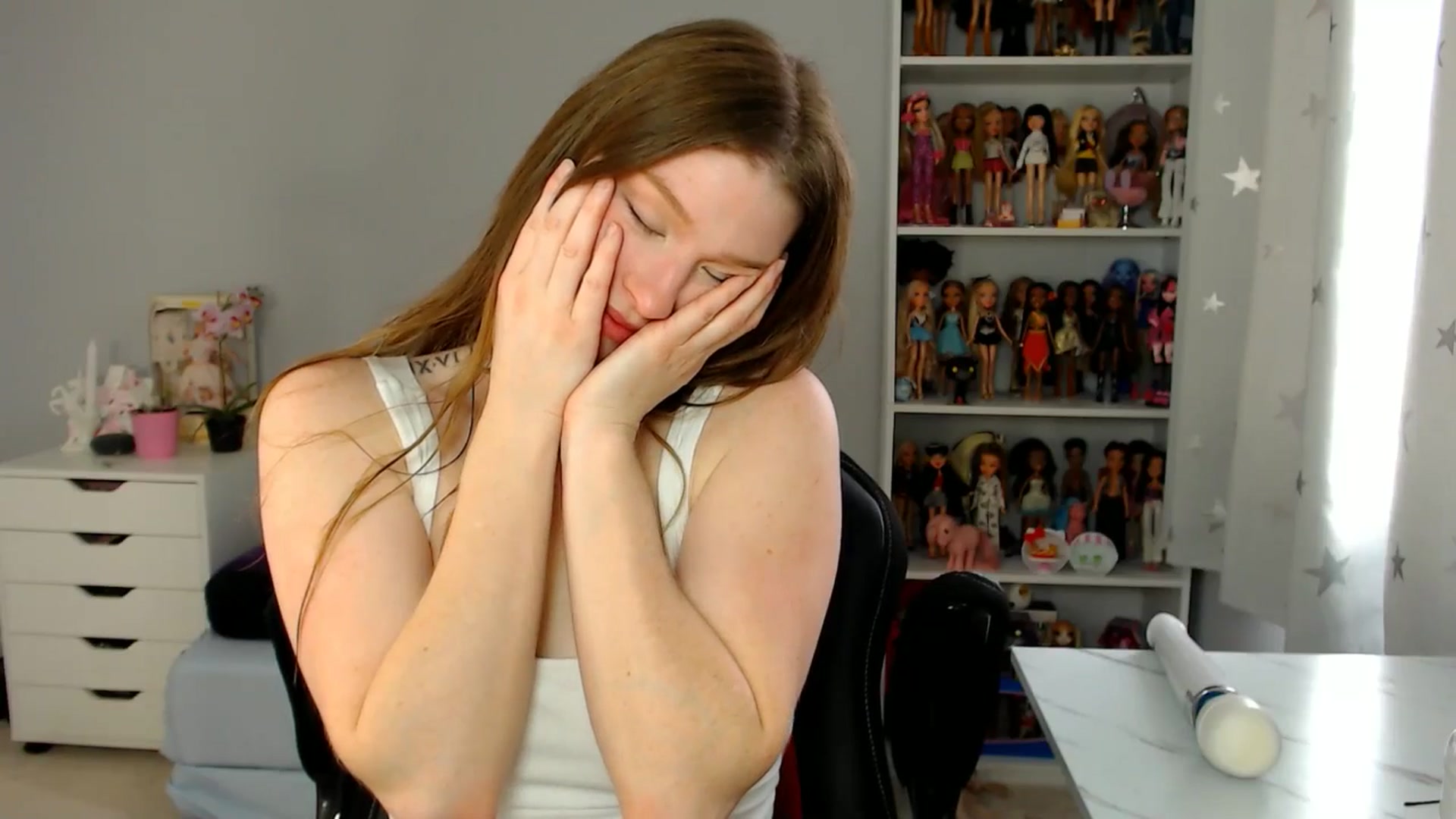 Gallery image thumbnail from GemmaMinx's myfreecams stream on, 04/29/2025, 20:34 image 4 of 20